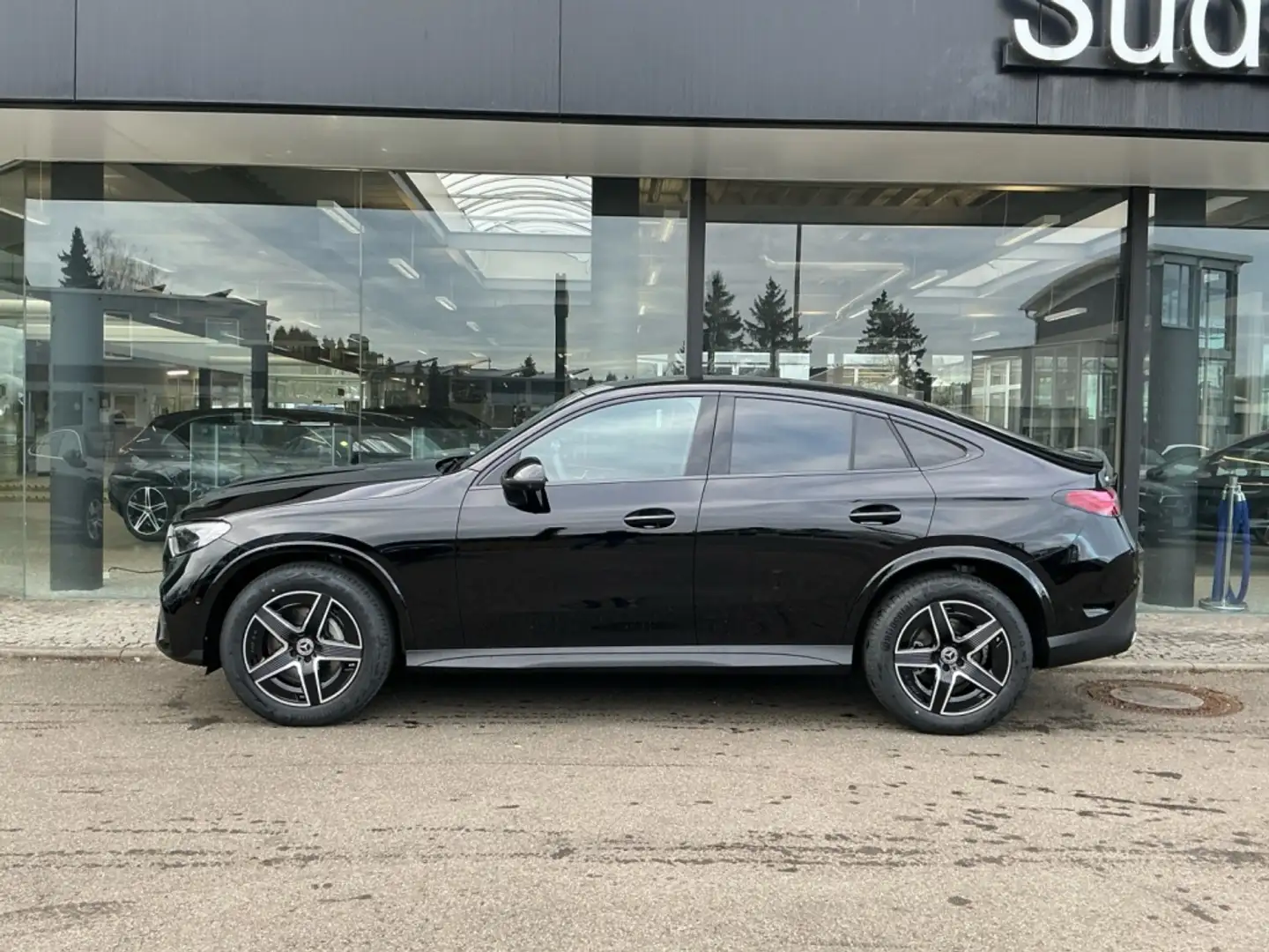 Mercedes-Benz GLC 200 4M Coupe AMG+AMBIENTE+DISTRO+MEMORY+MBUX Schwarz - 2