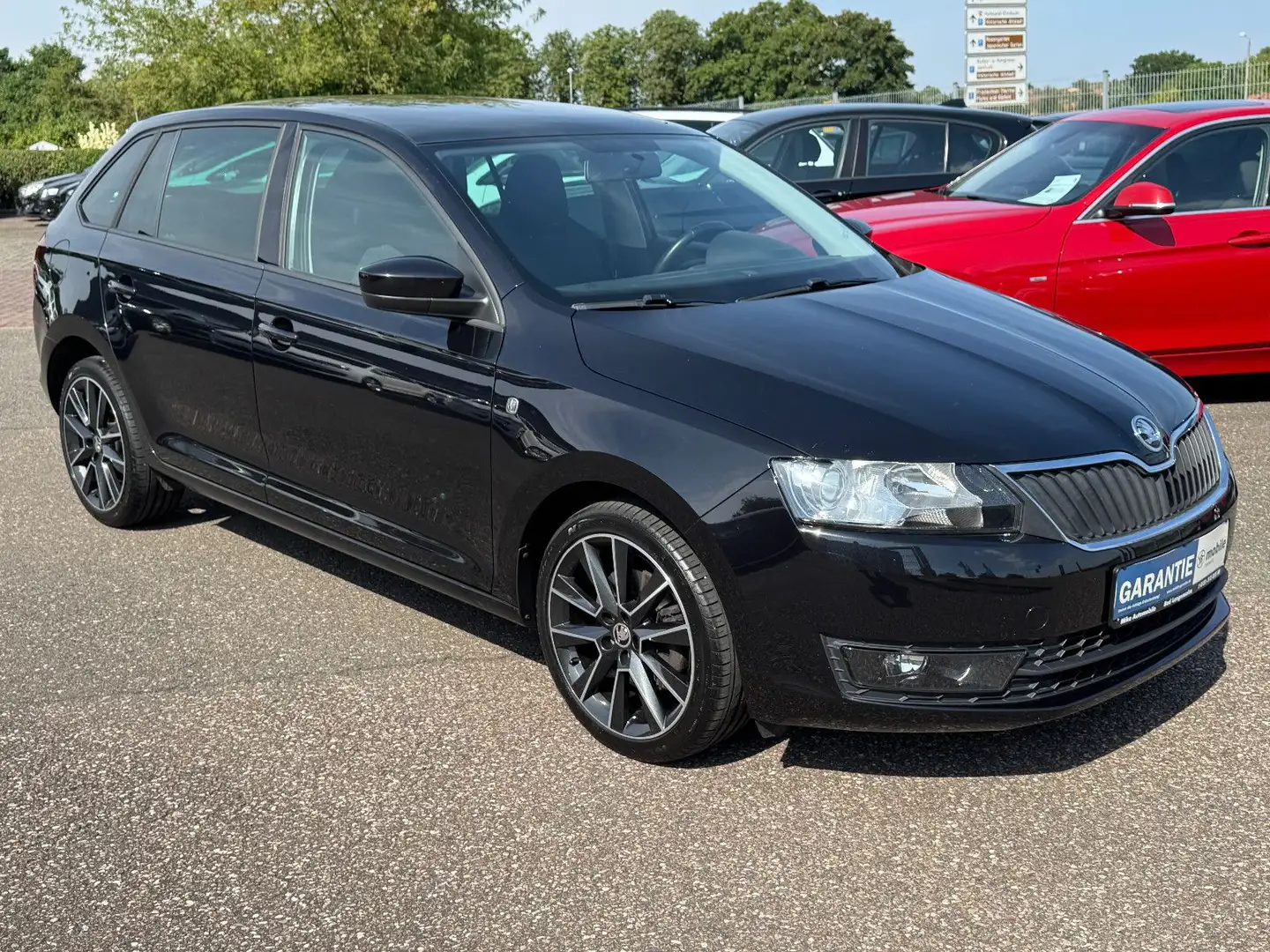 Skoda Rapid/Spaceback Spaceback Style Plus TÜV/HU/NEU Schwarz - 2