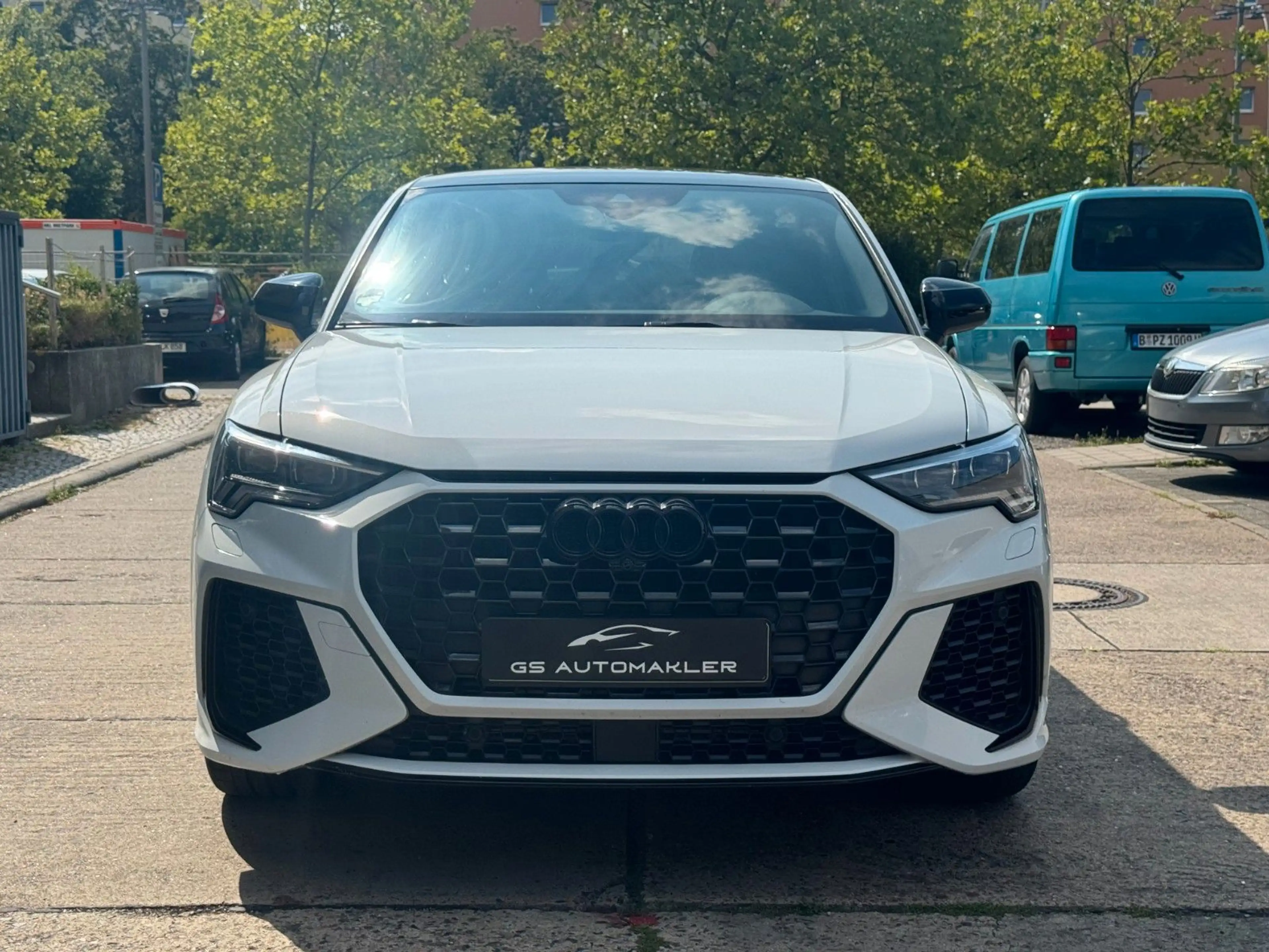 Audi RS Q3 Sportback 2.5 TFSI quattro SONOS PANO — photo 3
