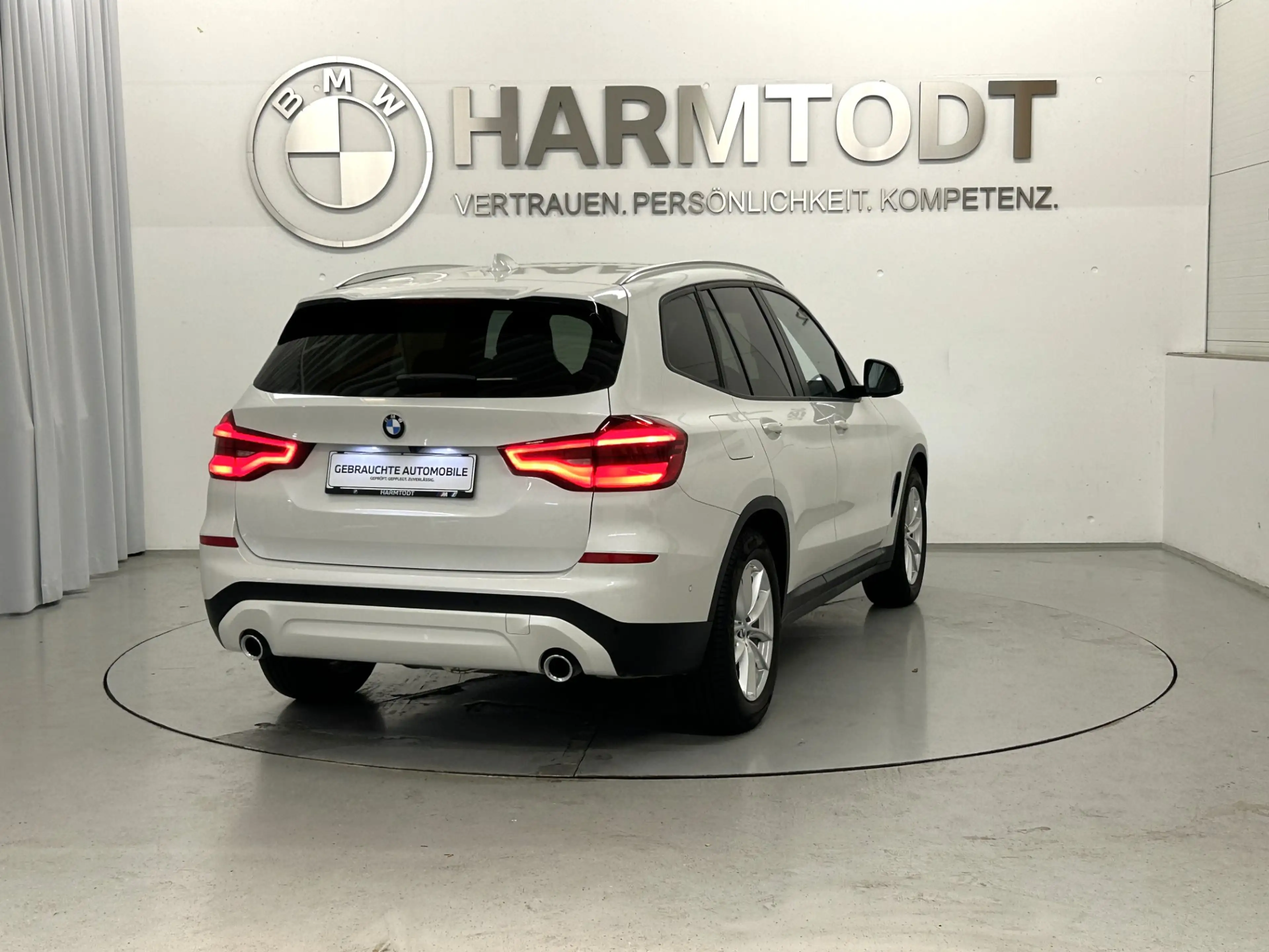 BMW X3 xDrive20d *Modell Advantage* — photo 5