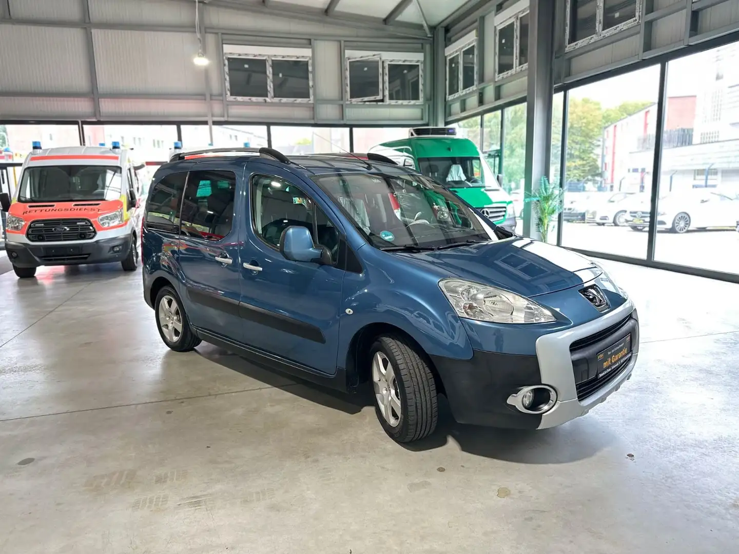 Peugeot Partner Tepee Escapade 1.6L*KLIMA*TÜV Blau - 2
