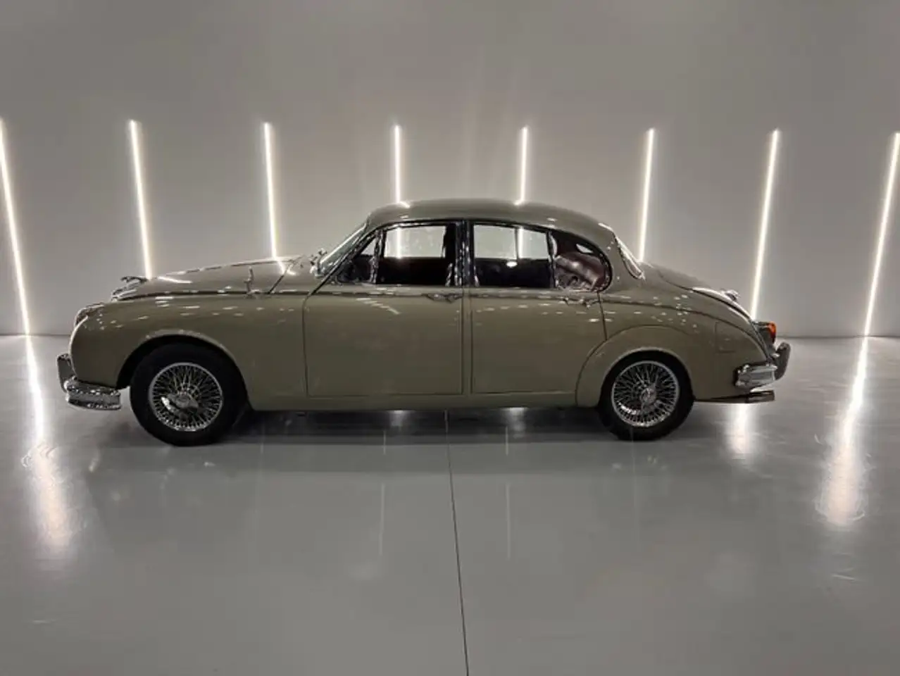 Jaguar MK II 3.4 210cv 5p del 1962, foto 2