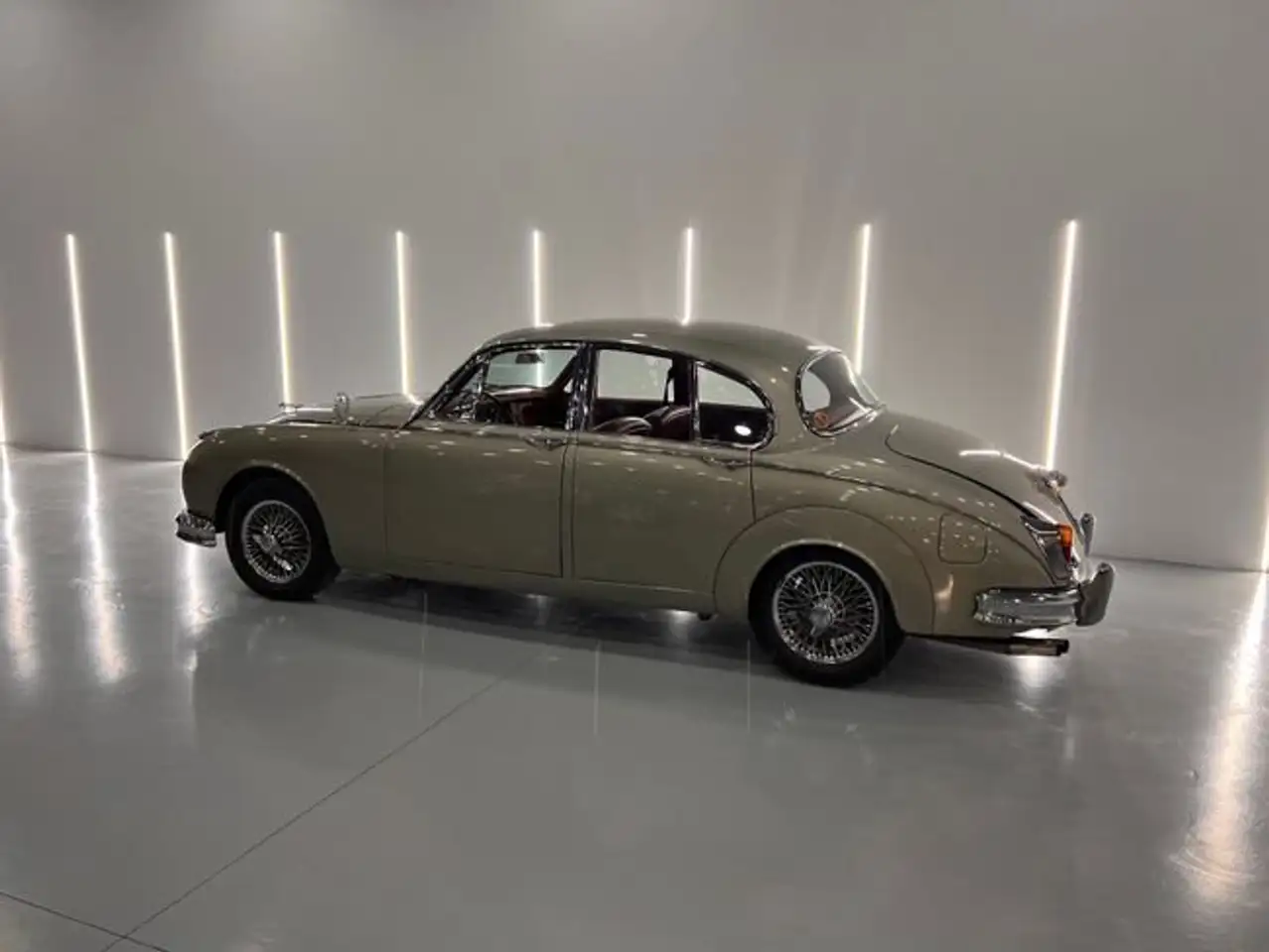 Jaguar MK II 3.4 210cv 5p del 1962, foto 4