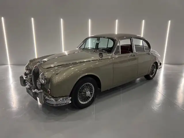 Jaguar MK II 3.4 210cv 5p del 1962