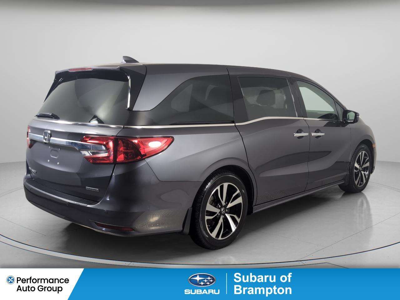 2019 Honda Odyssey Touring - NO ACCIDENTS! — снимка 1