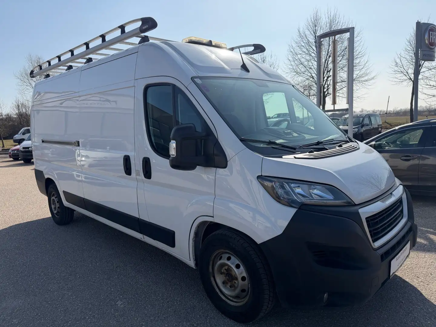 Peugeot Boxer 35 L3H2 Premium*1Besitz*PickerlNEU*MwSt*AHK*Klima* Weiß - 2