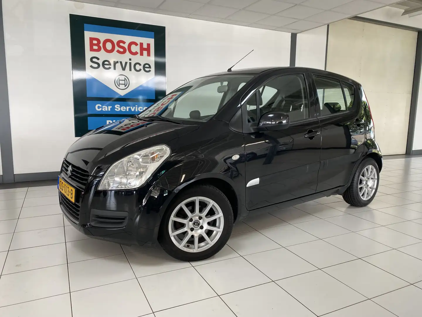 Suzuki Splash 1.2 Comfort Automaat Airco Schwarz - 1