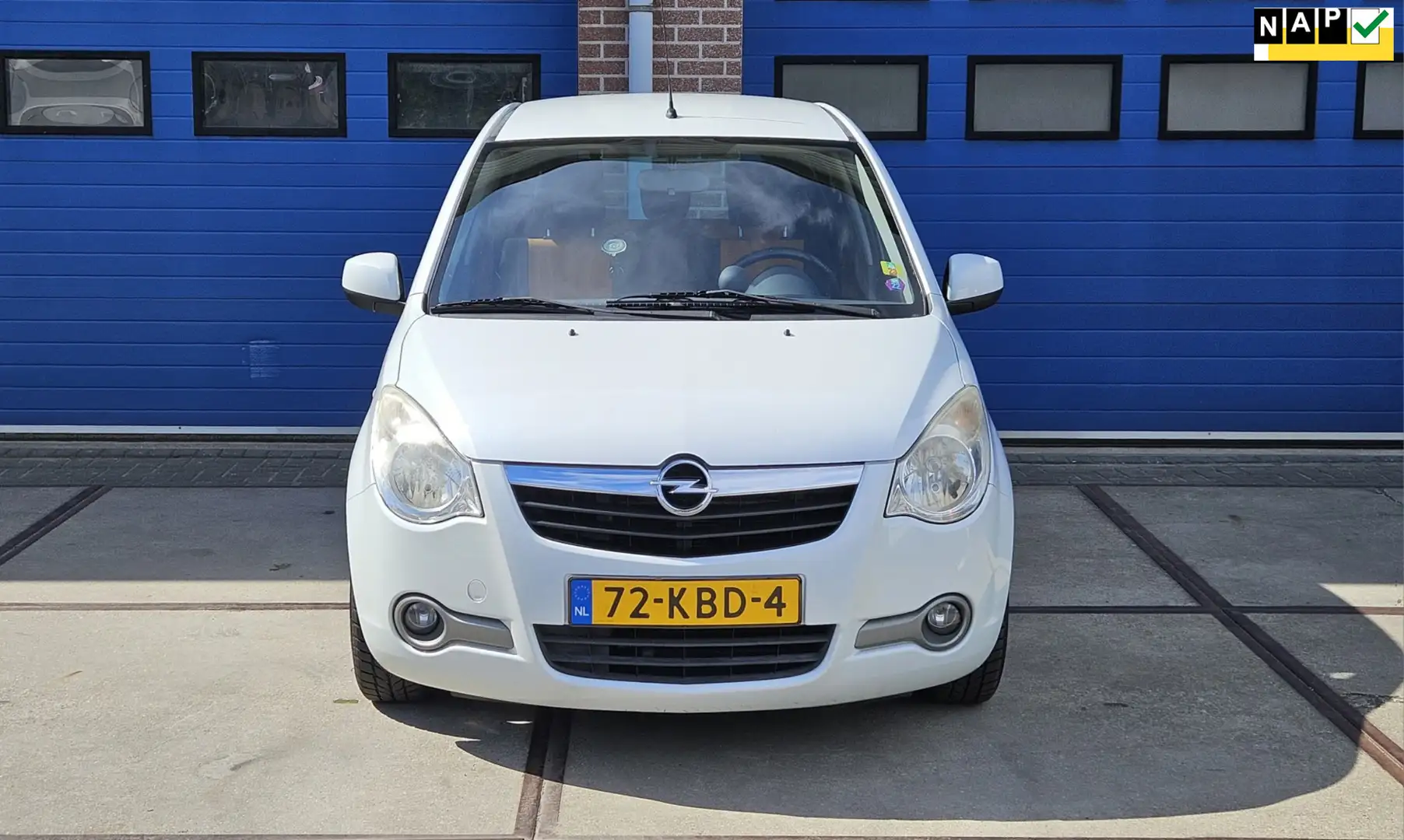 Opel Agila 1.2 Enjoy AC Blanc - 1