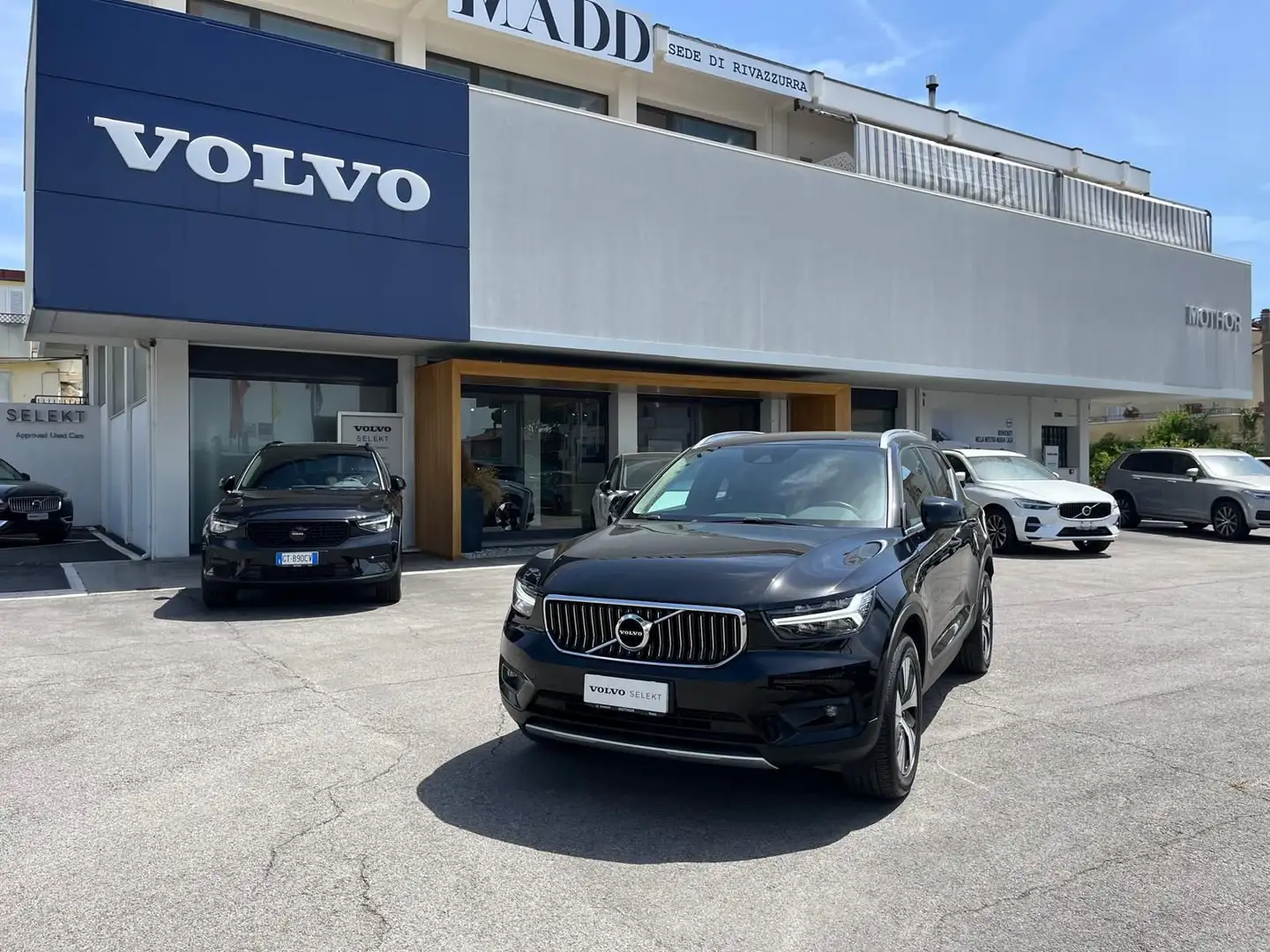 Volvo XC40 T4 Recharge Plug-in Hybrid Inscription Expression Nero - 1
