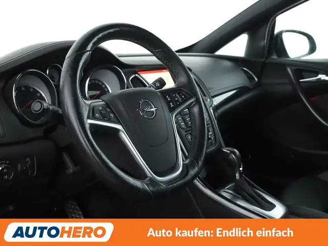 Opel Cascada view 11