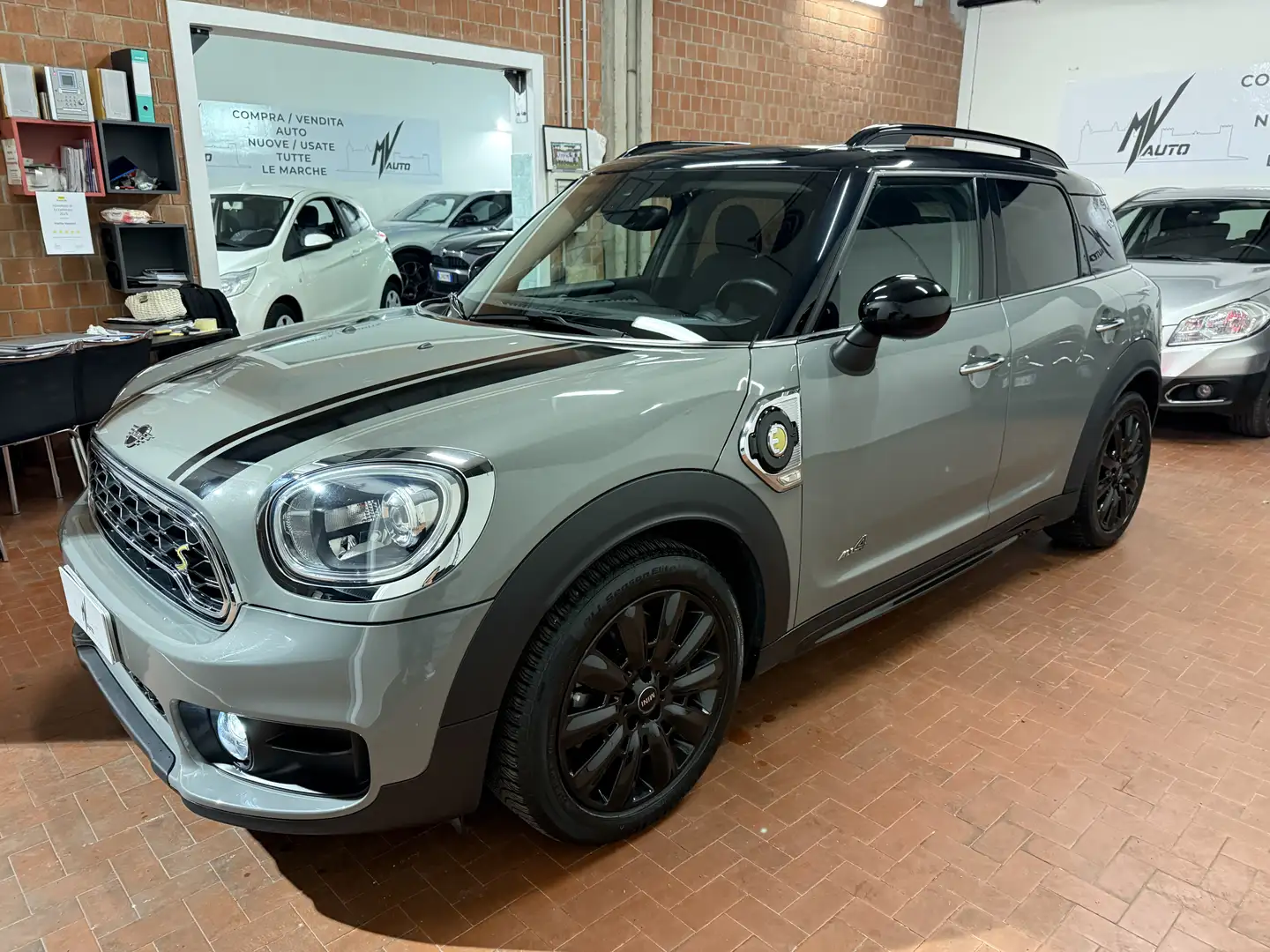 MINI Cooper SE Countryman Mini Countryman 1.5 Cooper SE Hype all4 auto Gris - 1