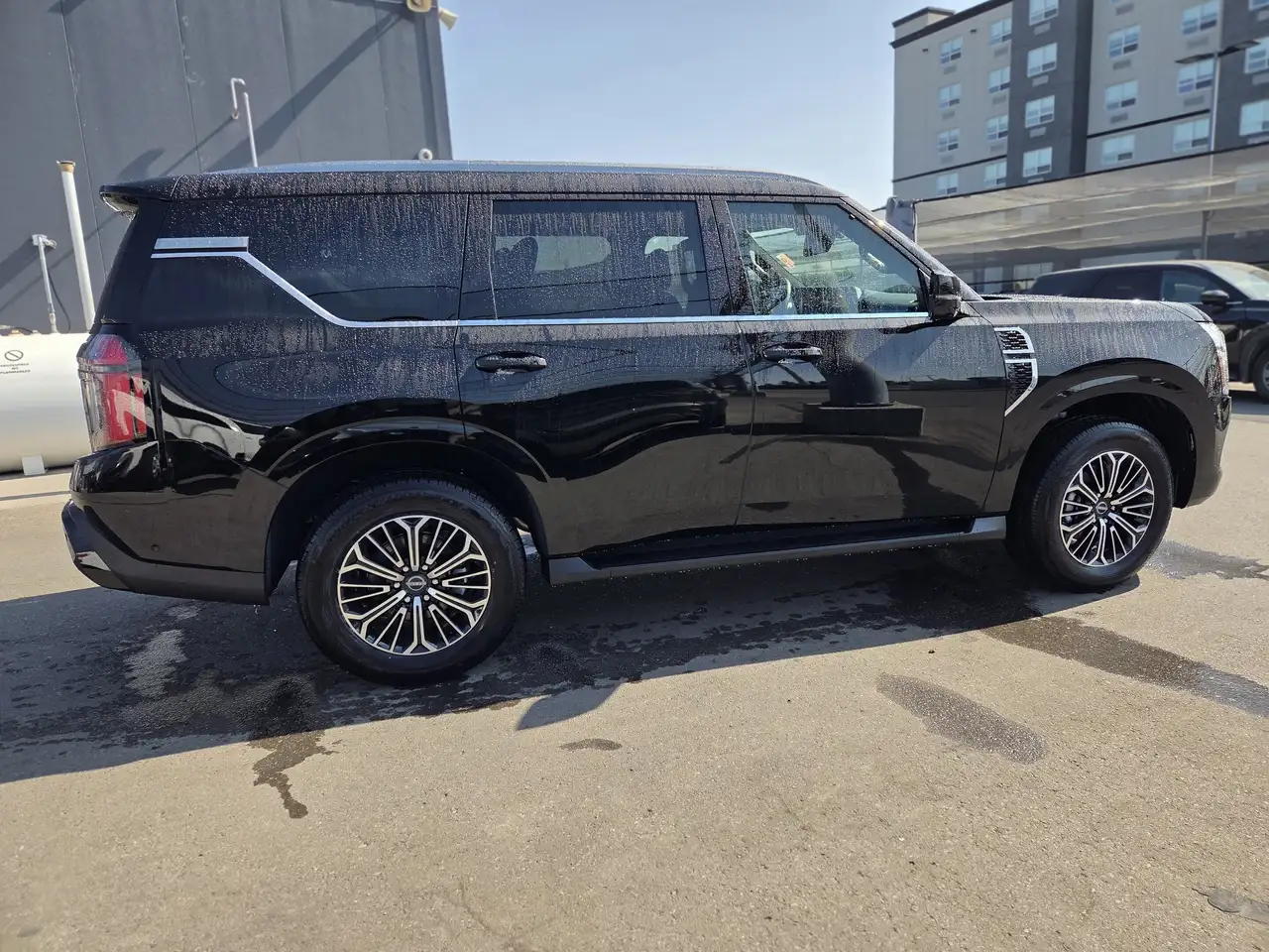 Nissan Armada снимка Nissan Armada