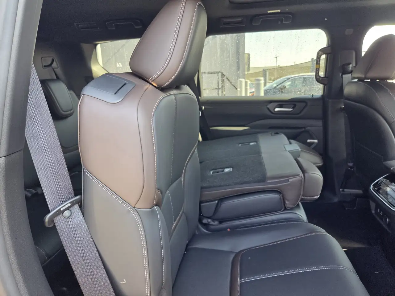 Nissan Armada снимка Nissan Armada