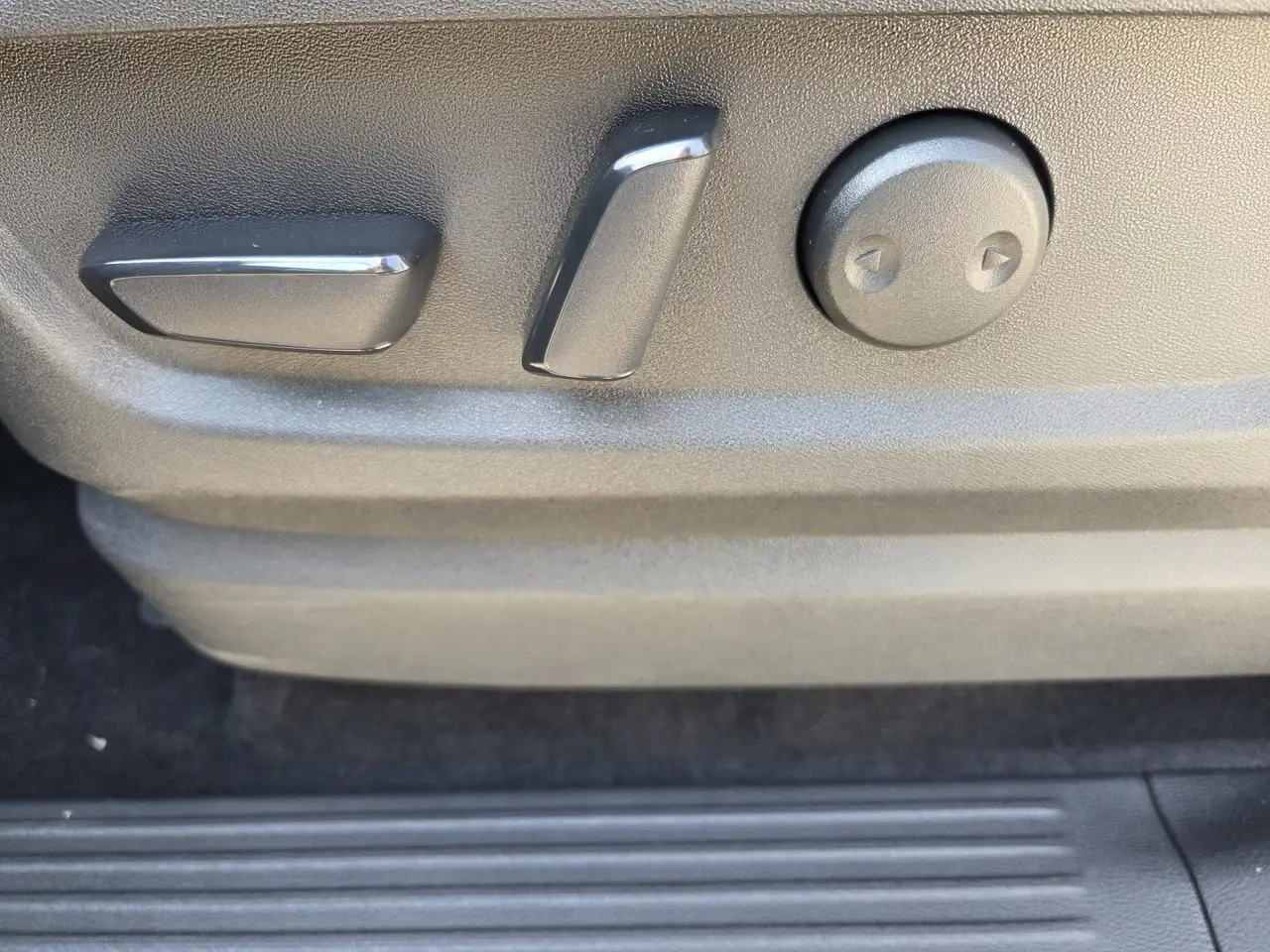 Nissan Armada снимка Nissan Armada