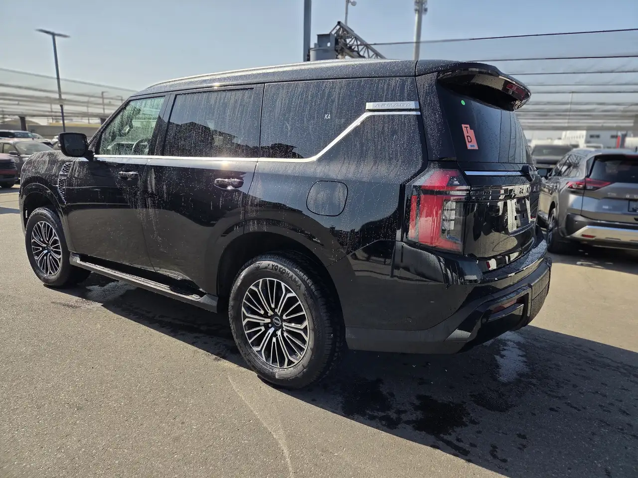Nissan Armada снимка Nissan Armada
