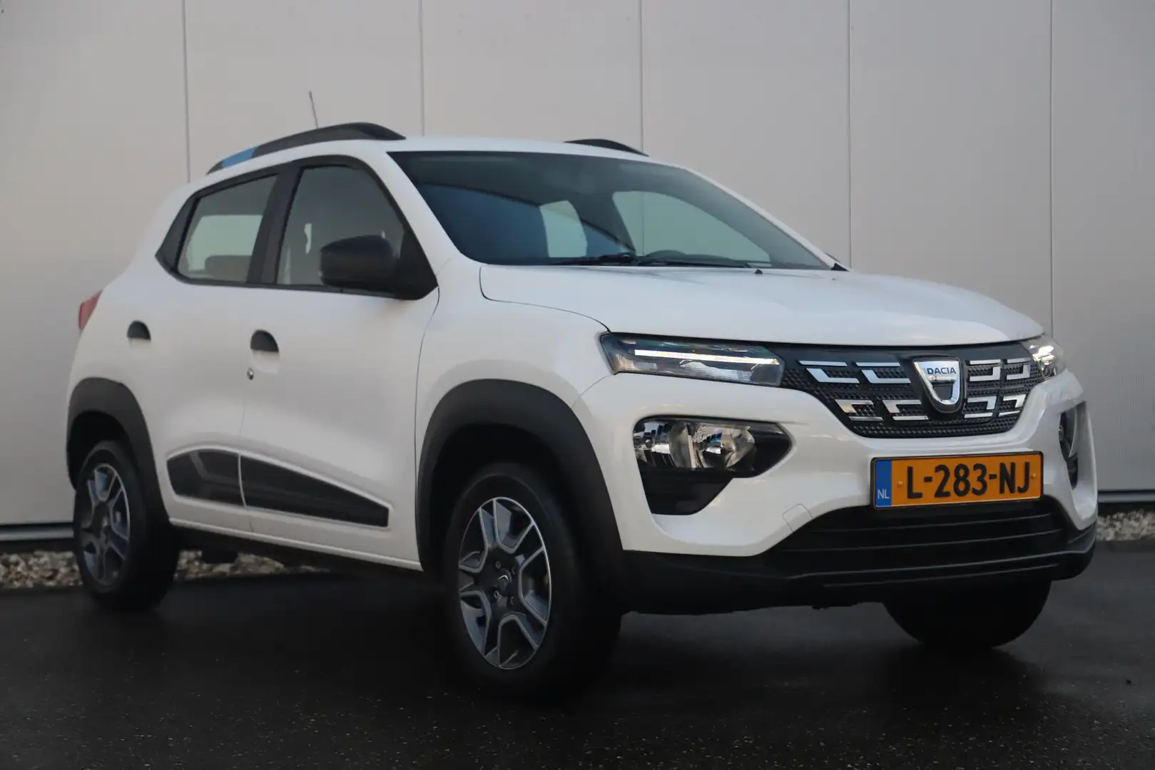 Dacia Spring Business 27 kWh Automaat Navigatie Camera Airco Cr Wit - 2