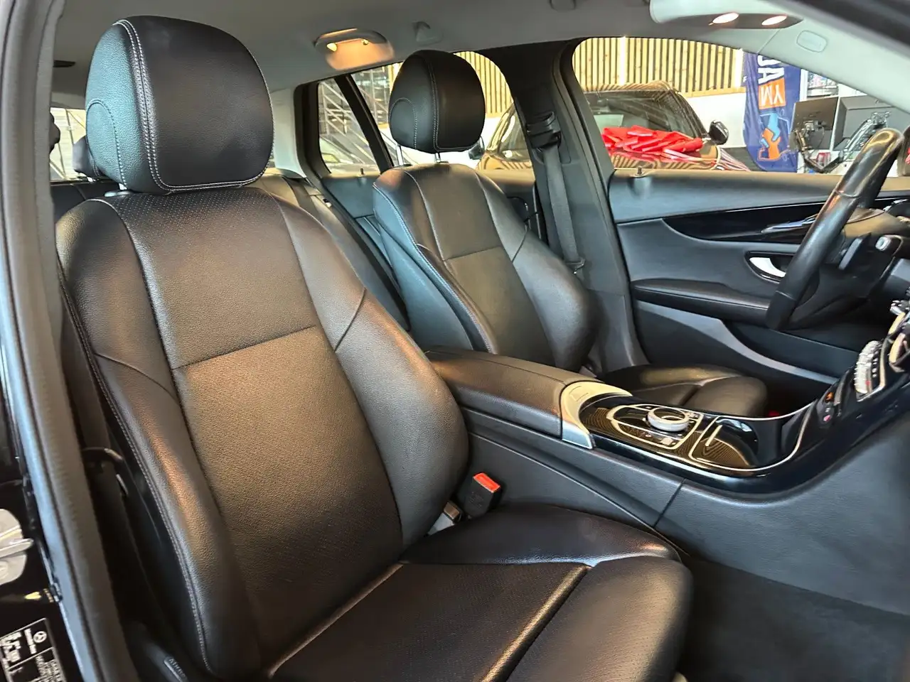 2017 Mercedes-Benz C 180 *TÜV/SERVICE NEU*TEMPO*NAV*LED*SZHZ*, photograph 8