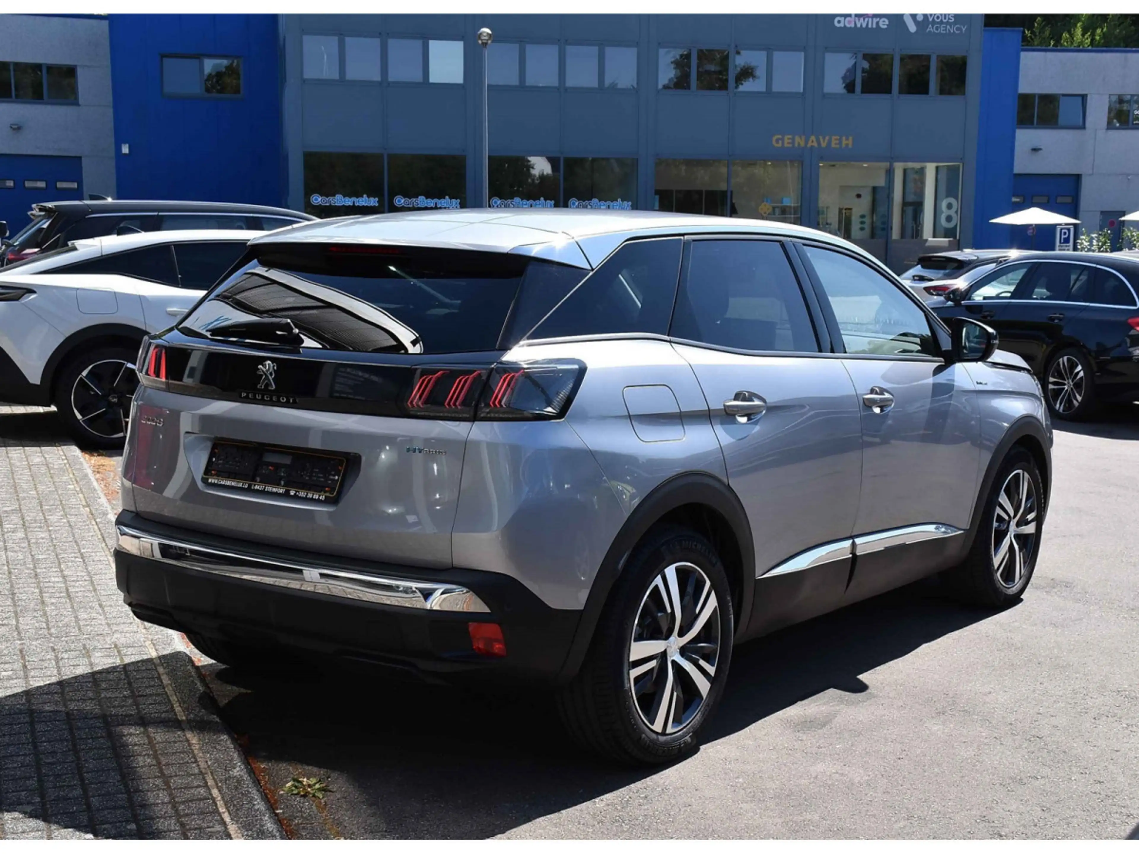 Peugeot 3008 1.6 Hybrid PHEV 224 Allure e-EAT8 ACC SIDE CAM 1°M — photo 4