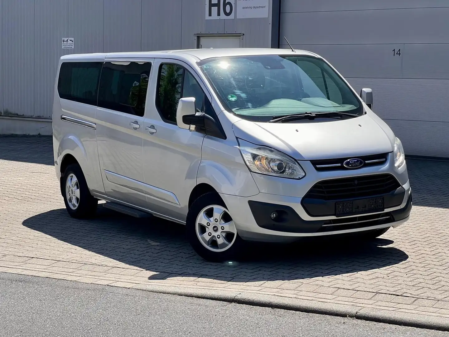 Ford Transit /Tourneo Custom Kombi 310 L2 Tourneo Tita Silber - 1