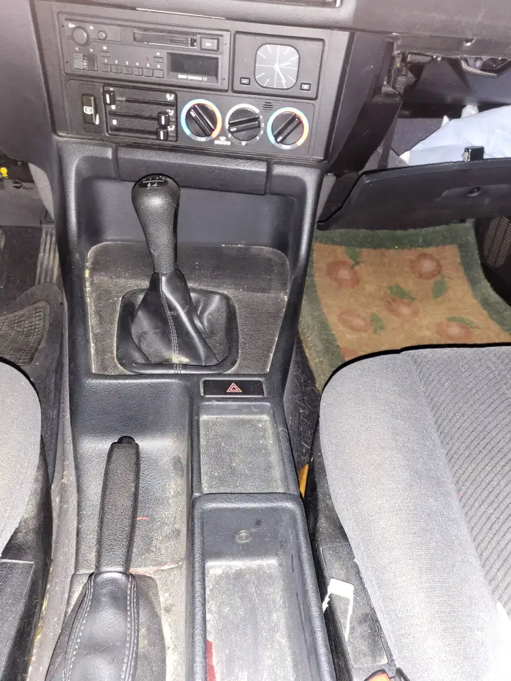 BMW 520i tüv-bericht letztes bild, foto 7