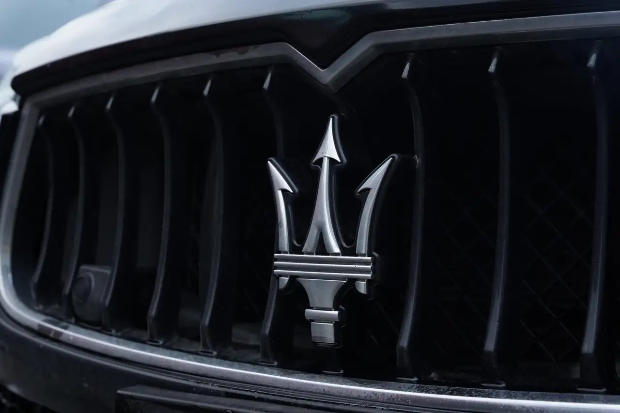 Maserati Ghibli снимка Maserati Ghibli