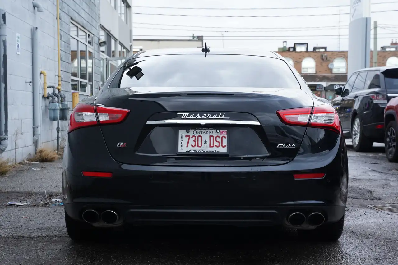 Maserati Ghibli снимка Maserati Ghibli