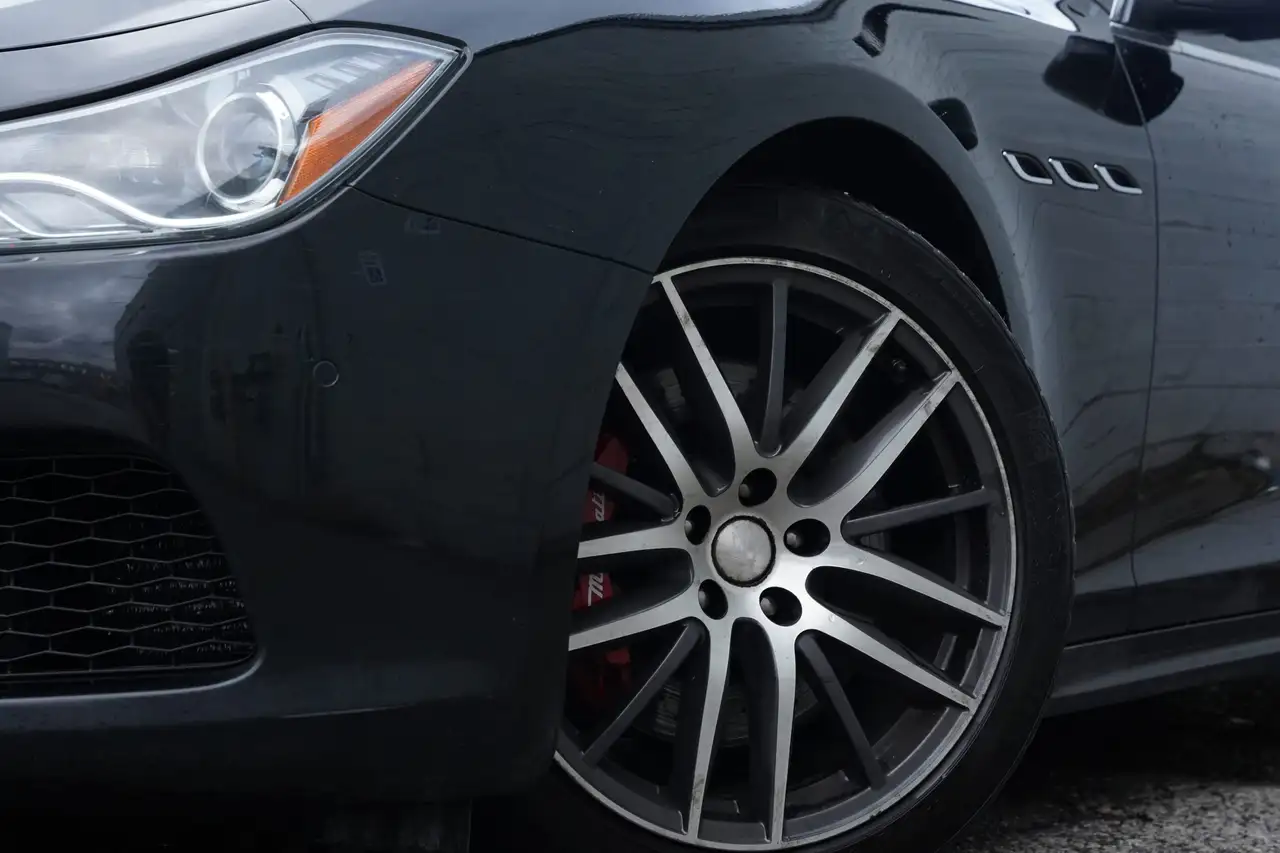 Maserati Ghibli снимка Maserati Ghibli
