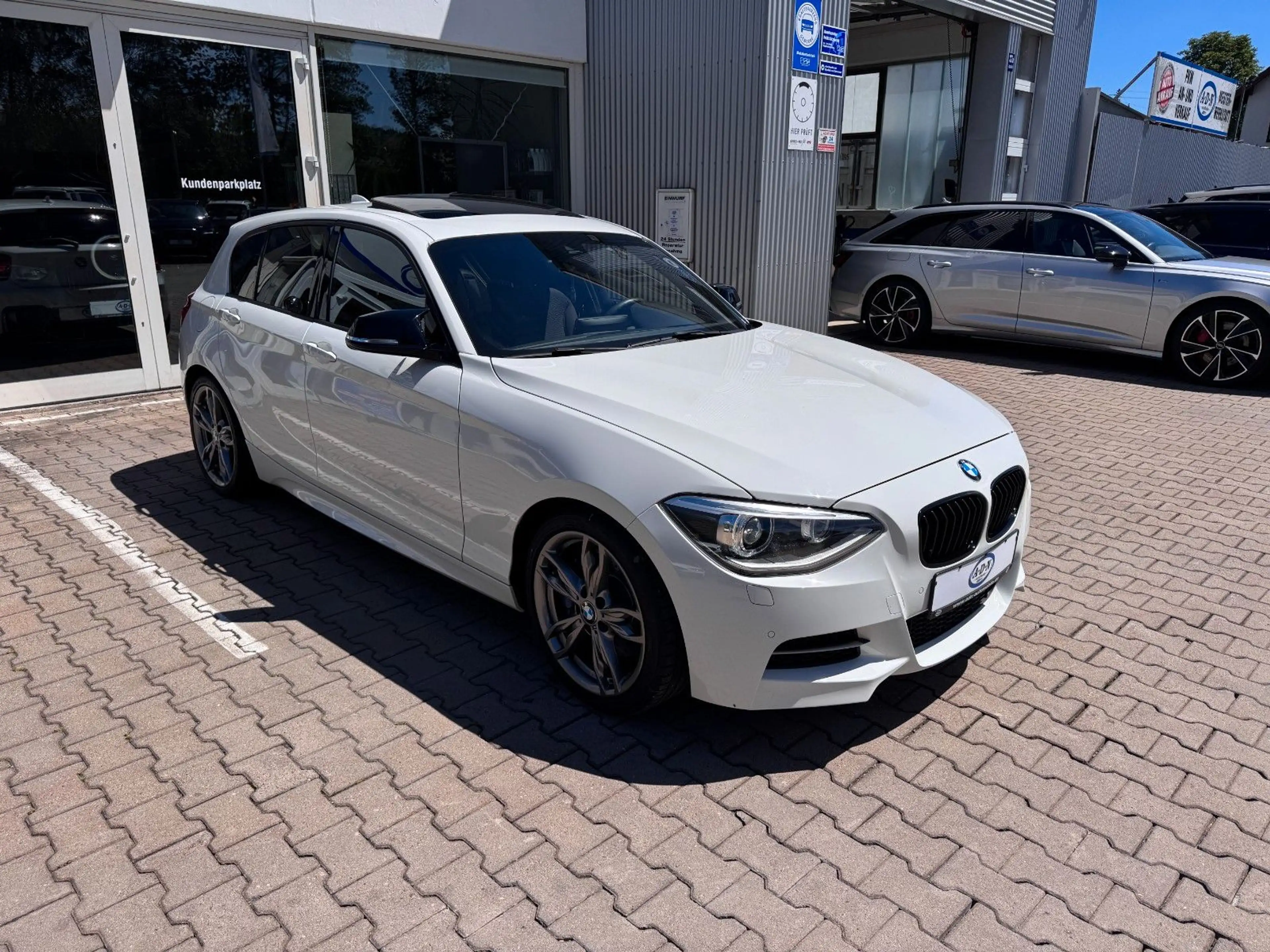BMW 135 i xDrive 5-trg Automatik Kamera*Schiebedach — photo 5