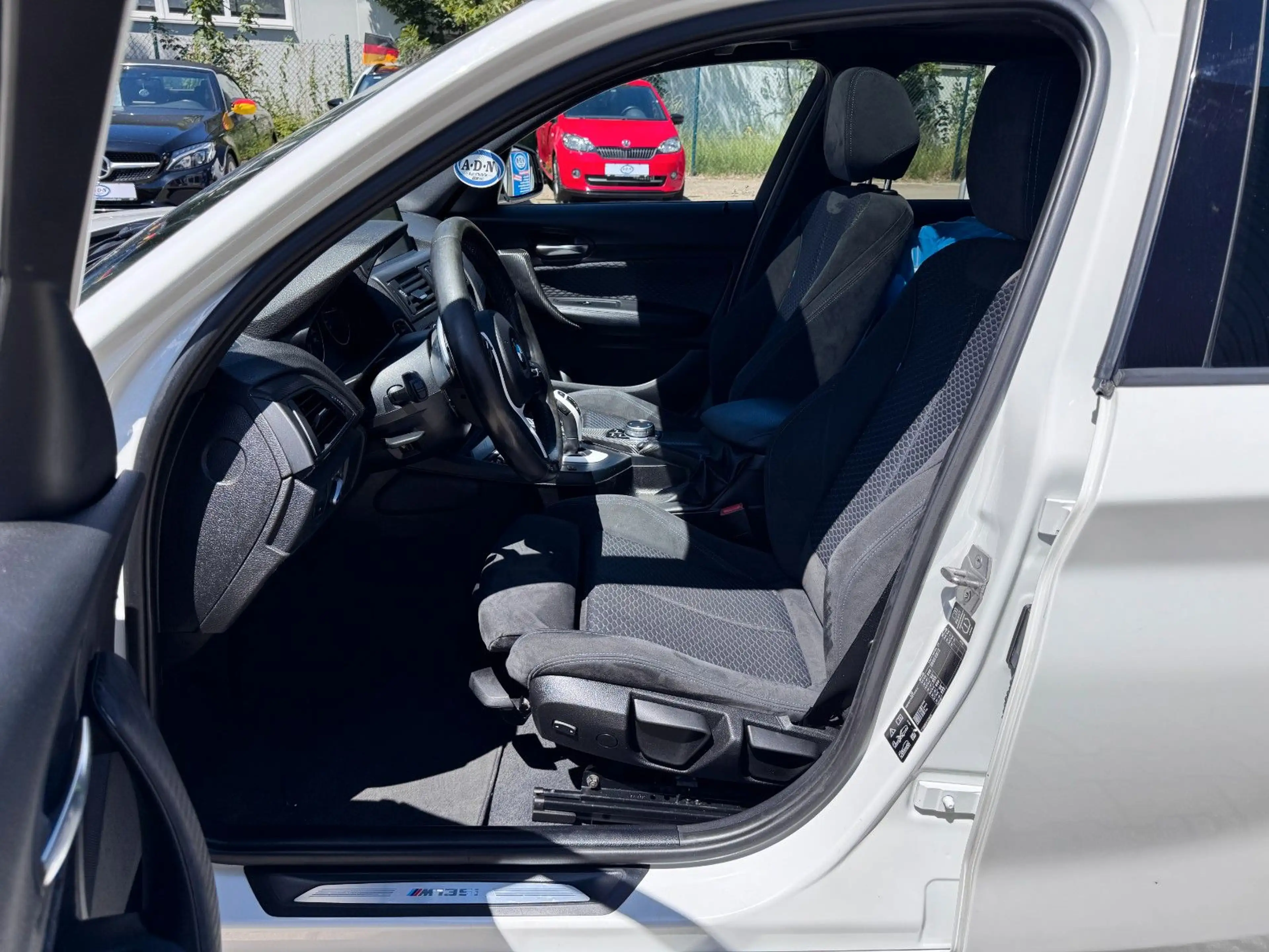 BMW 135 i xDrive 5-trg Automatik Kamera*Schiebedach — photo 7