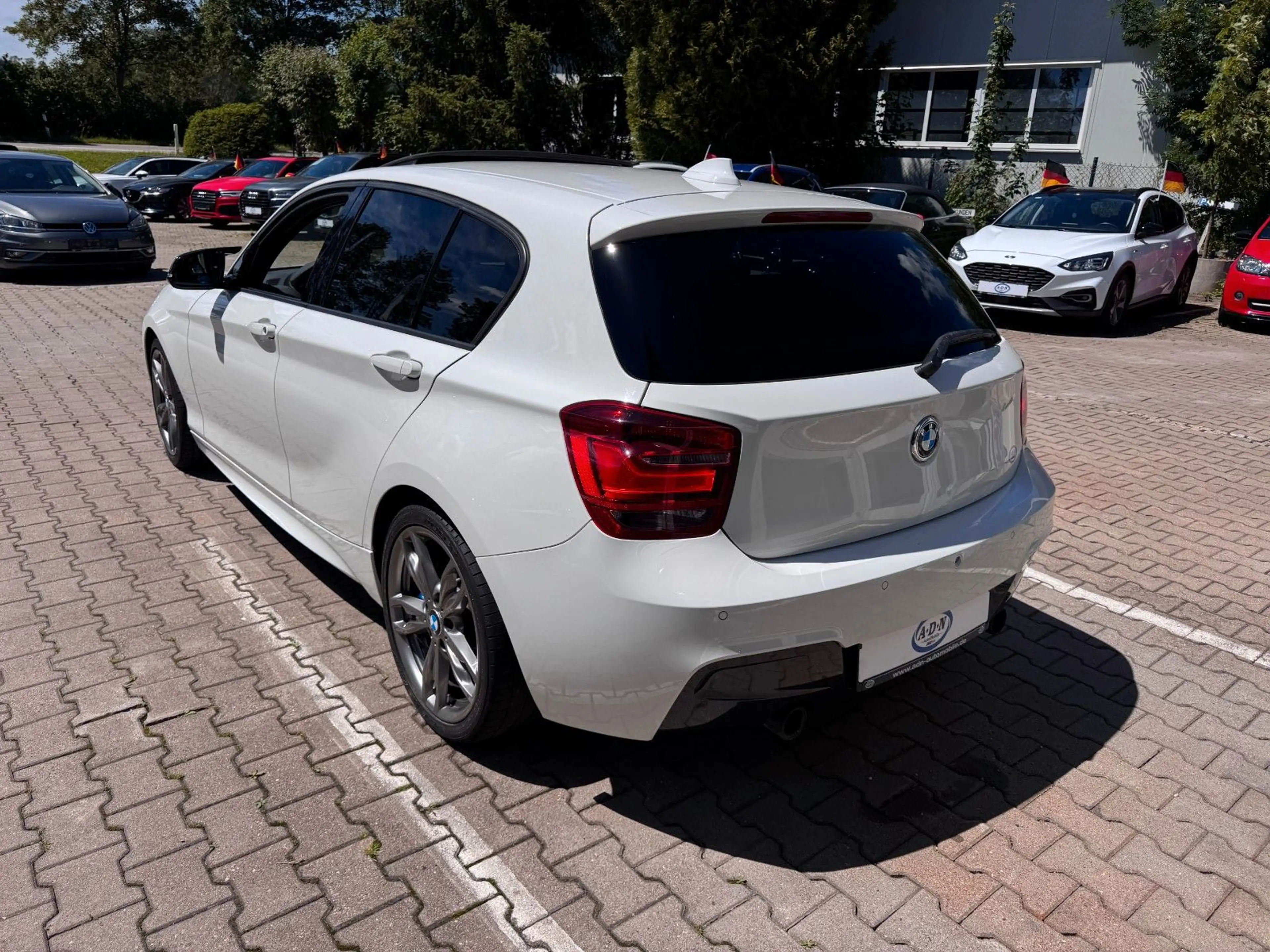 BMW 135 i xDrive 5-trg Automatik Kamera*Schiebedach — photo 3