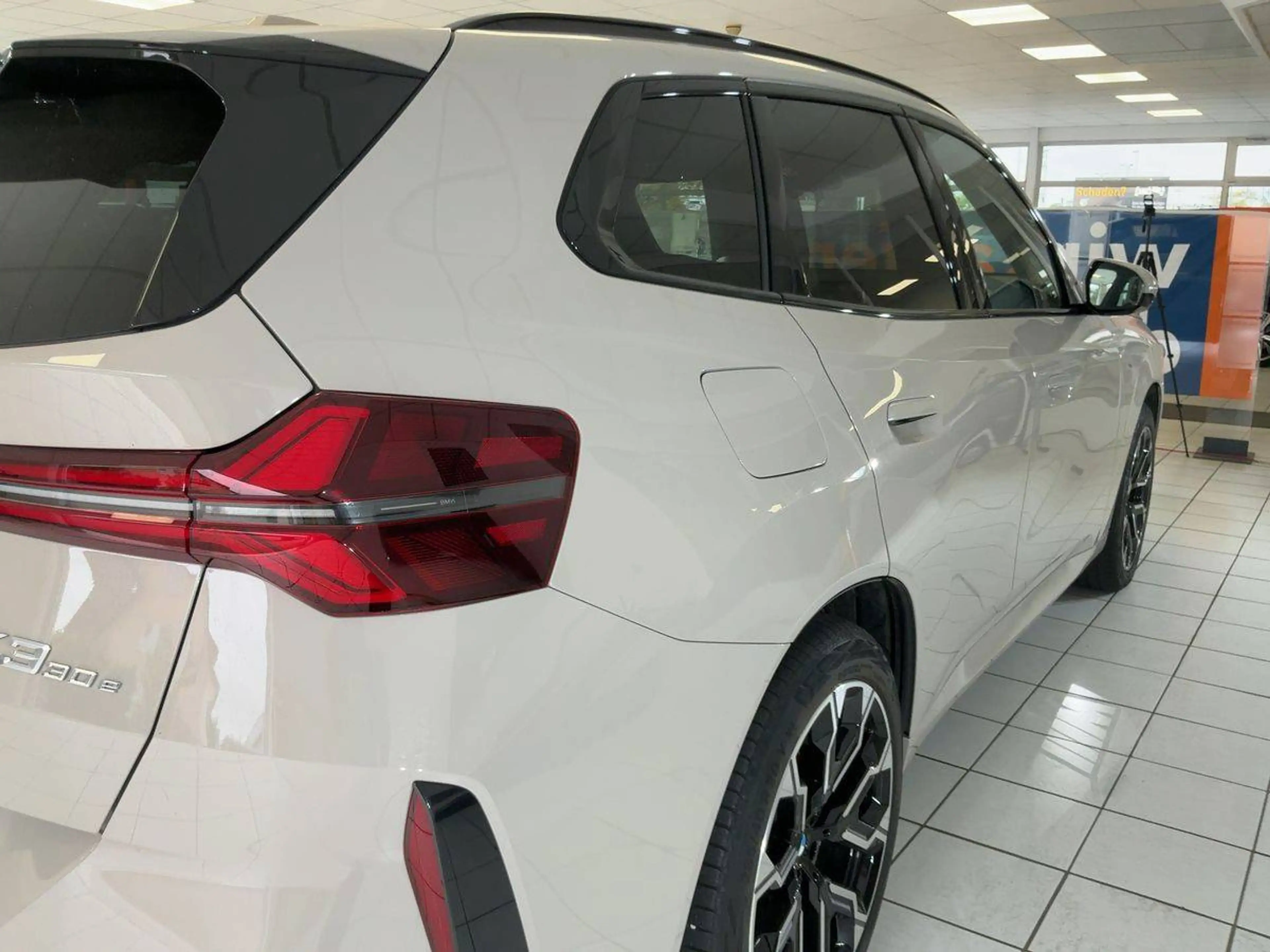 BMW X3 30 e xDrive M Sport — photo 10