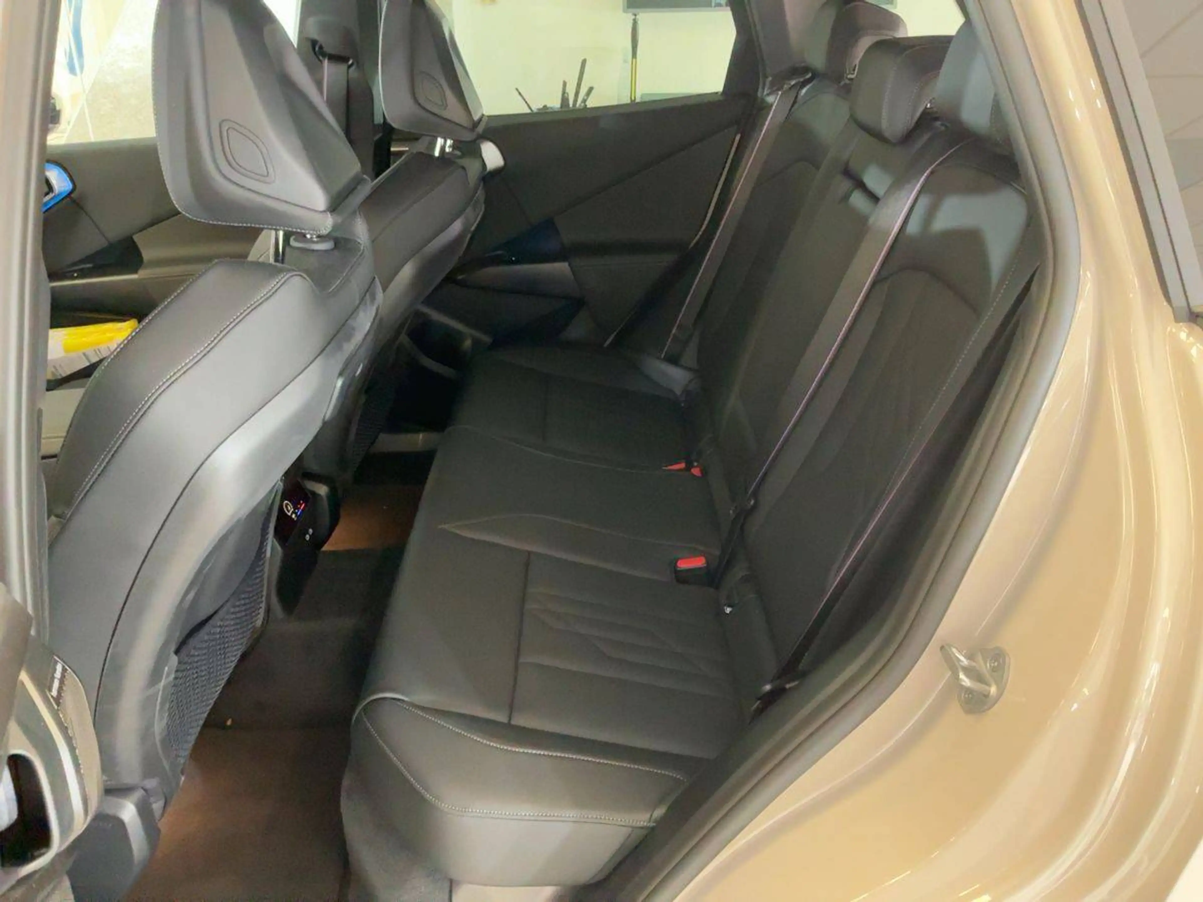 BMW X3 30 e xDrive M Sport — photo 15
