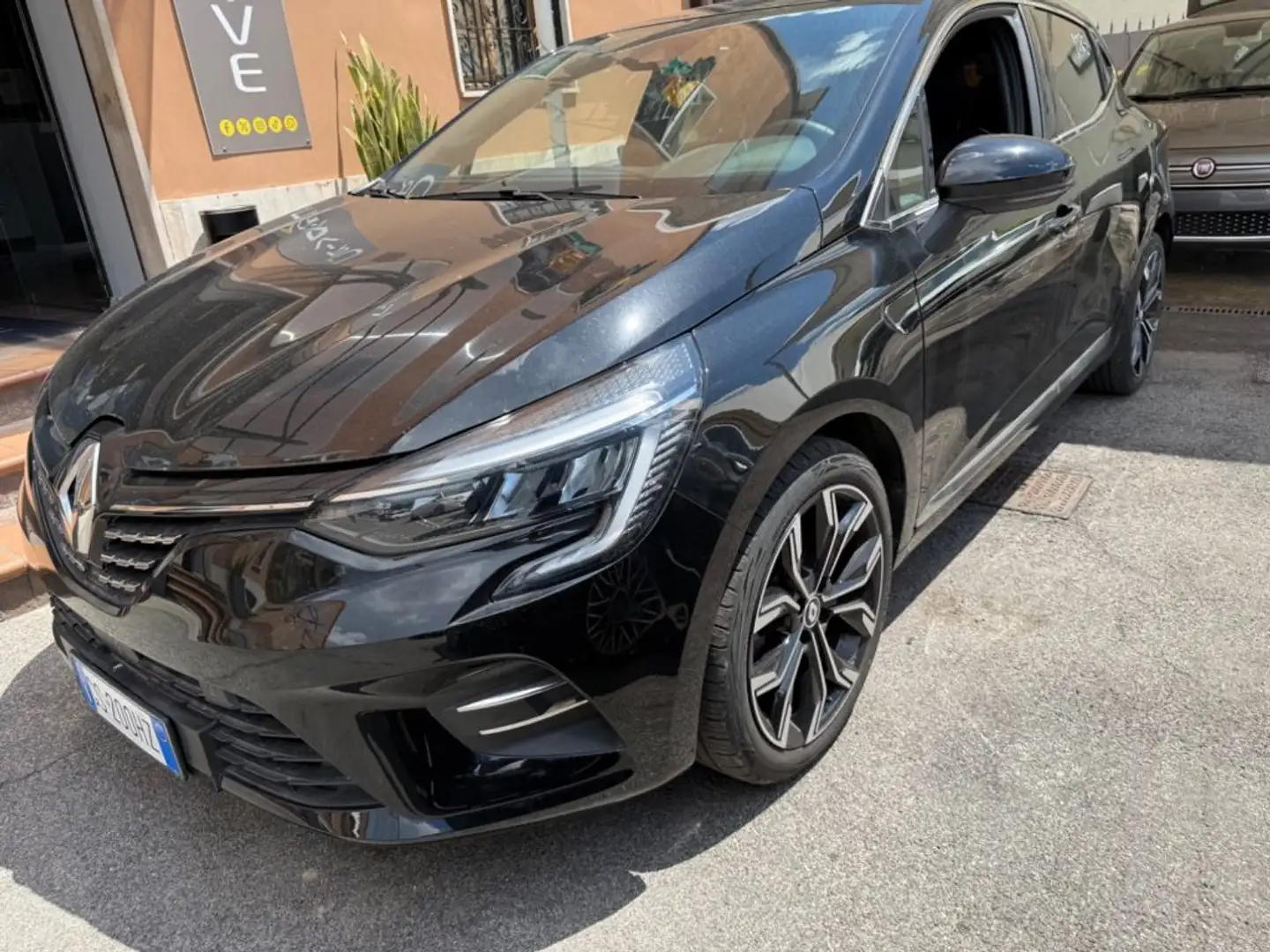 Renault Clio TCe 90 CV 5 porte Techno +GPL Black - 1