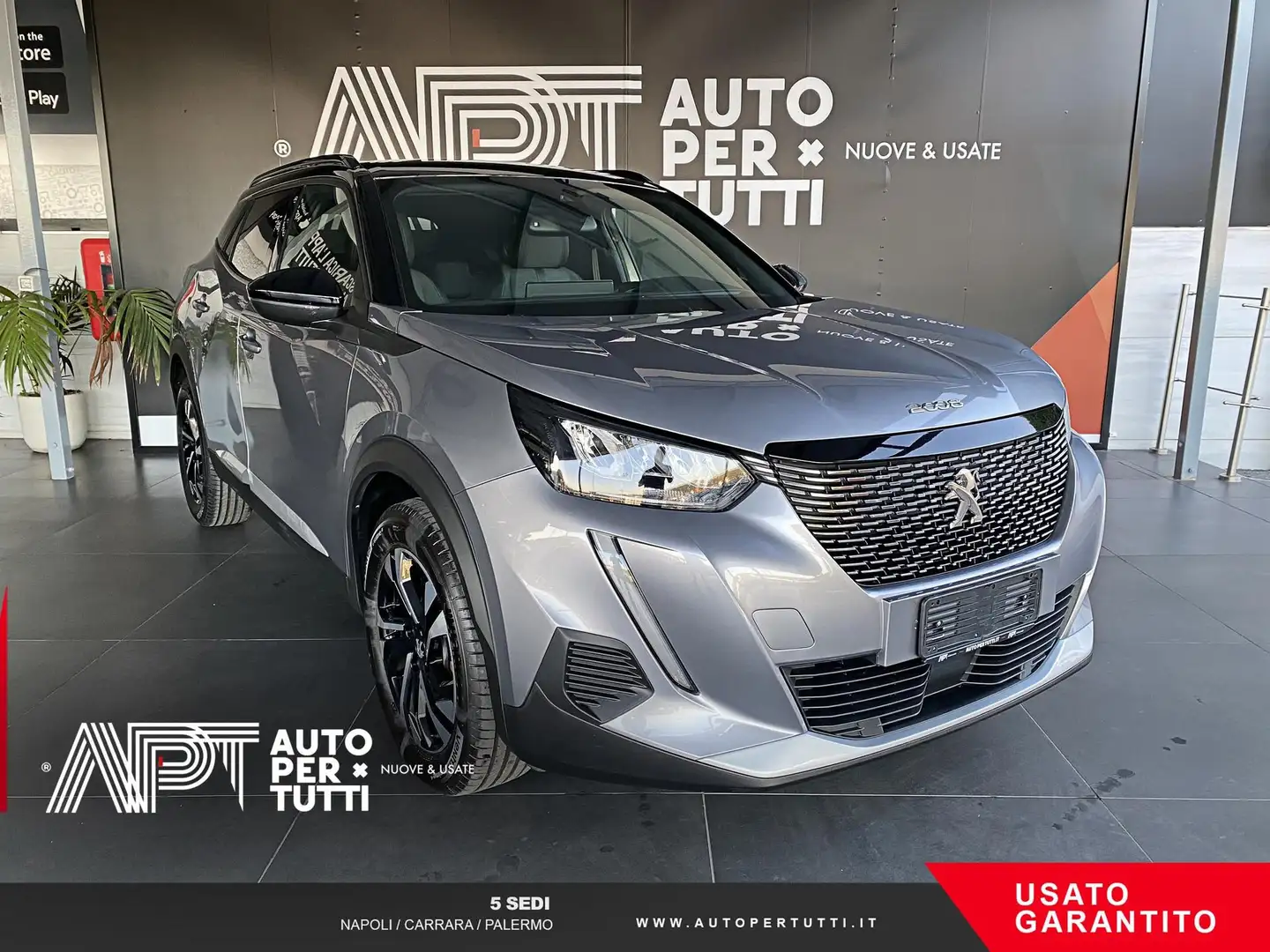 Peugeot 2008 2008 1.2 puretech Allure Pack s&s 130cv eat8 Zilver - 2