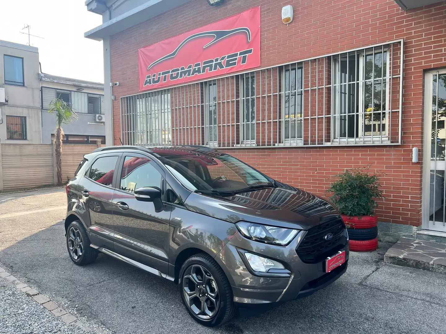 Ford EcoSport 1.0 ecoboost 125cv ST-Line Grau - 1