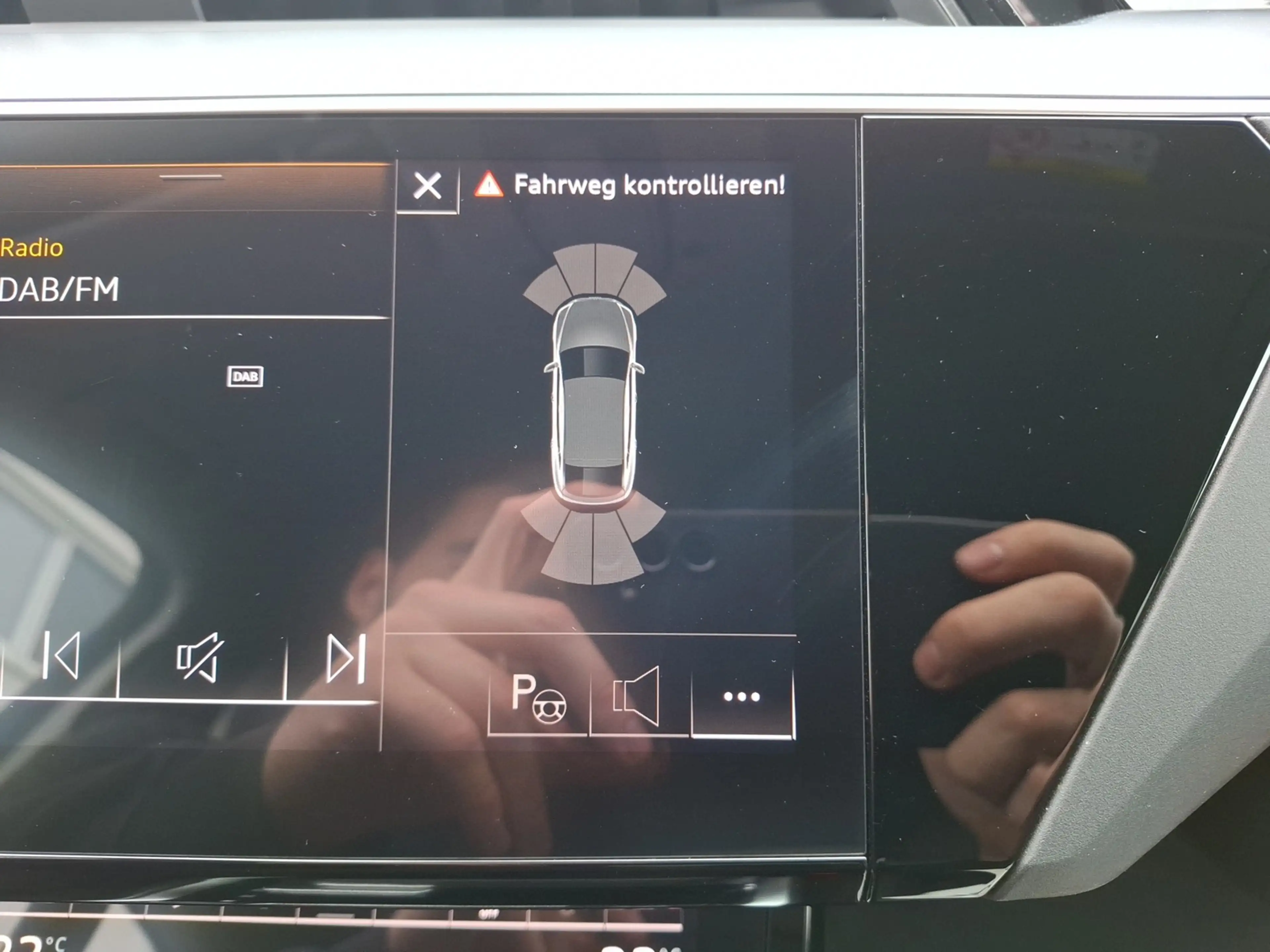 Audi e-tron Sportback 50 advanced quattro LED Navi AVC ACC ... — photo 14