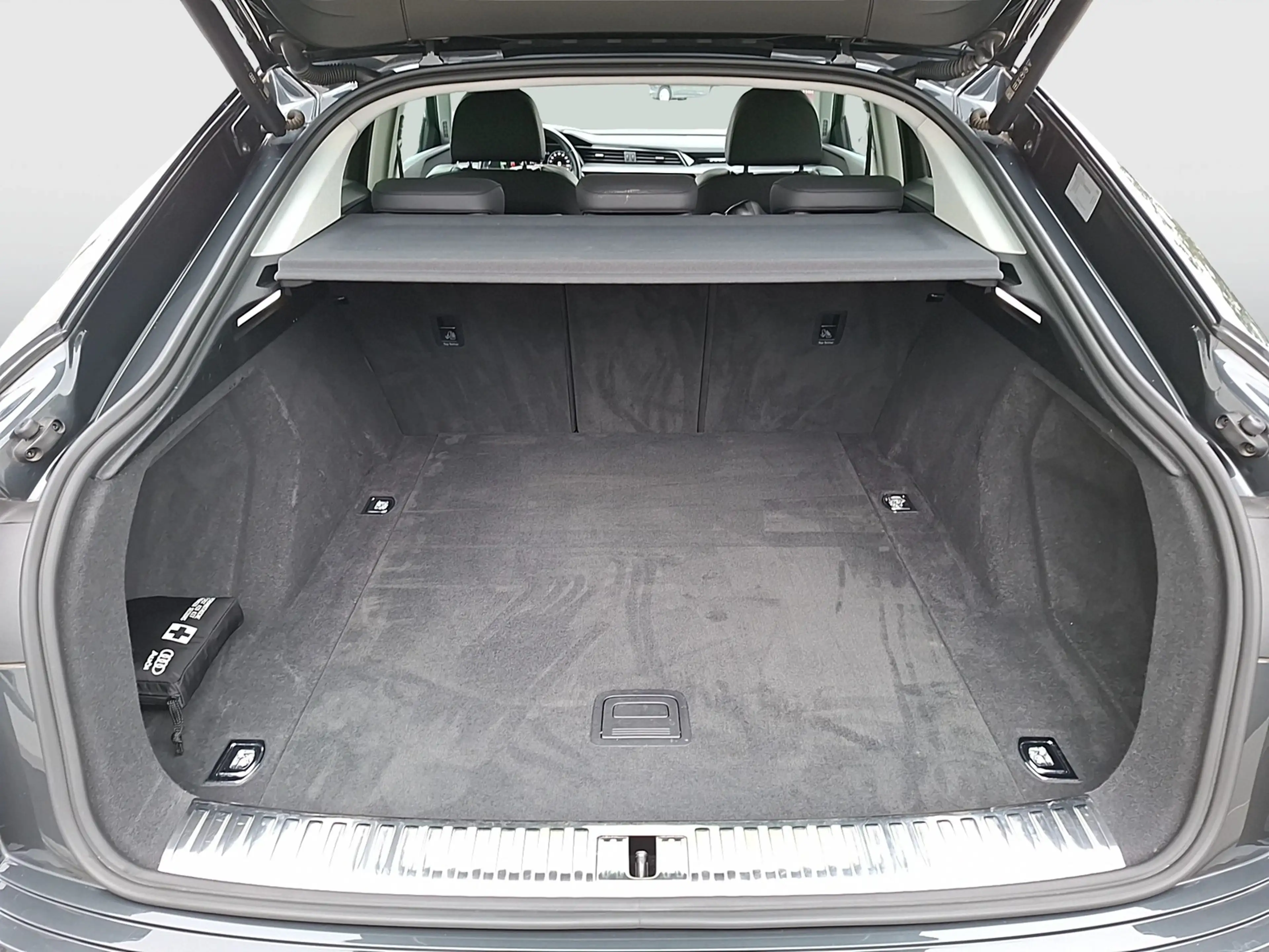 Audi e-tron Sportback 50 advanced quattro LED Navi AVC ACC ... — photo 13