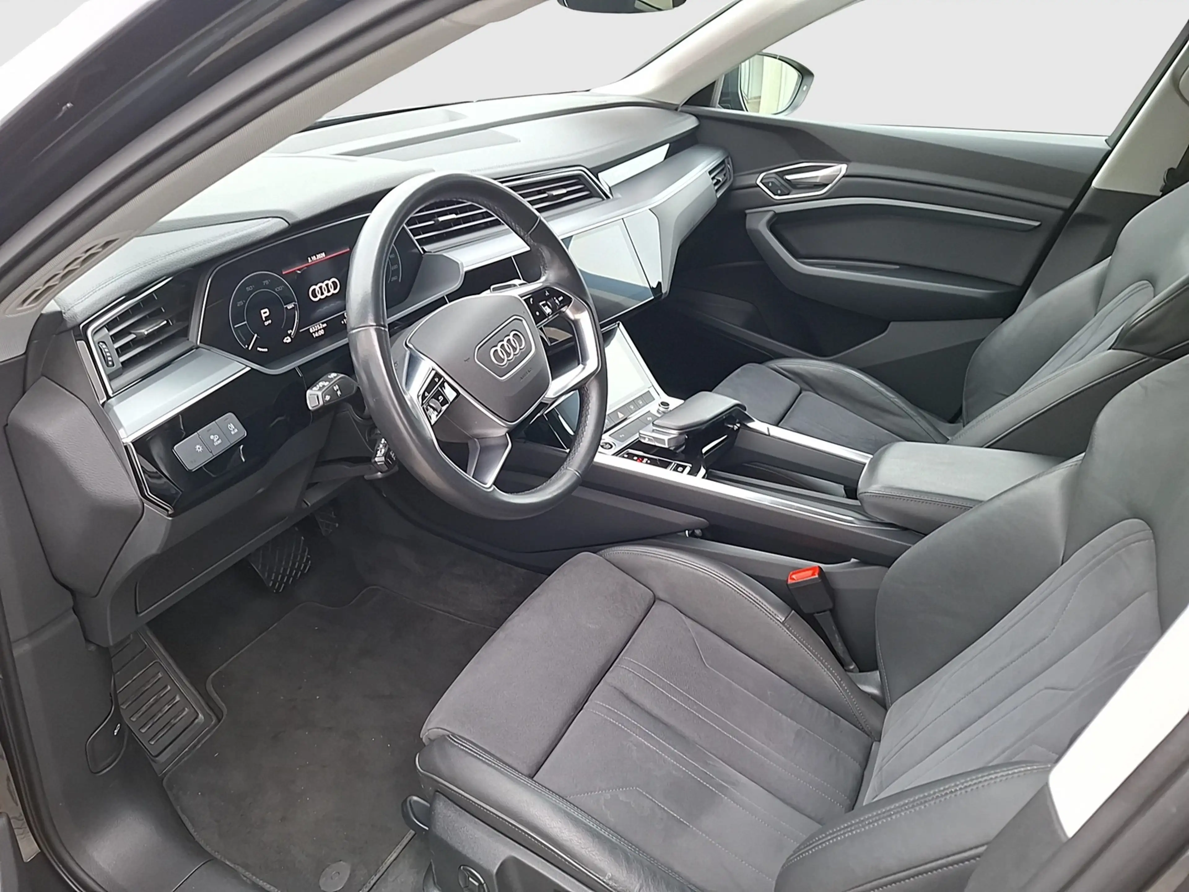 Audi e-tron Sportback 50 advanced quattro LED Navi AVC ACC ... — photo 9