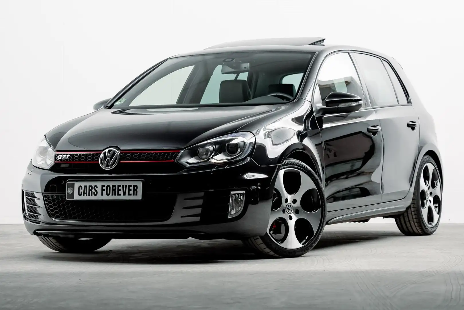 Volkswagen Golf GTI 2.0 | 28.232 Km | Nieuwstaat | Bomvol | Zwart - 1