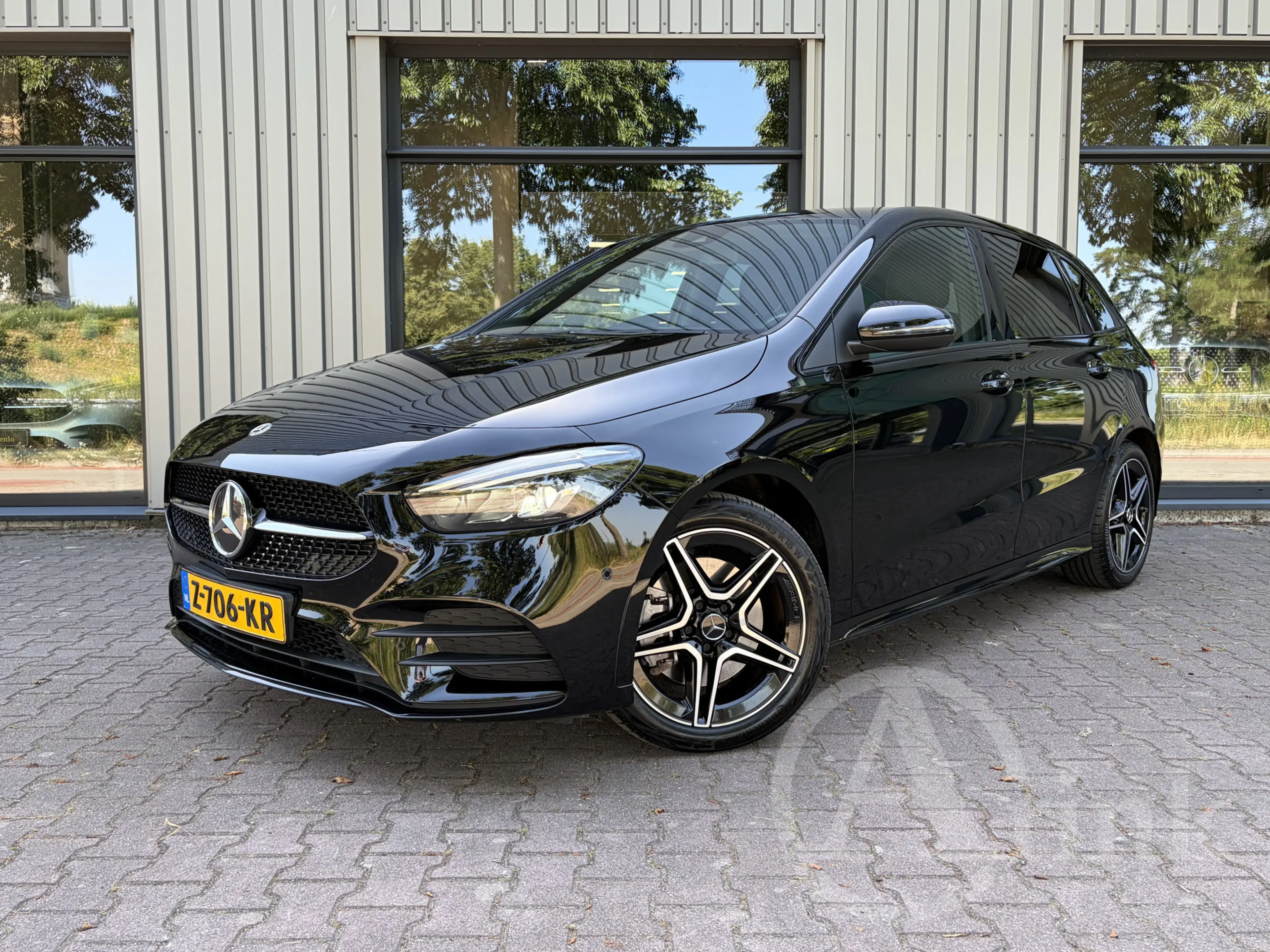 Mercedes-Benz B 250 e AMG Trekhaak, Parkeerpakket, Zitcomfortpakket