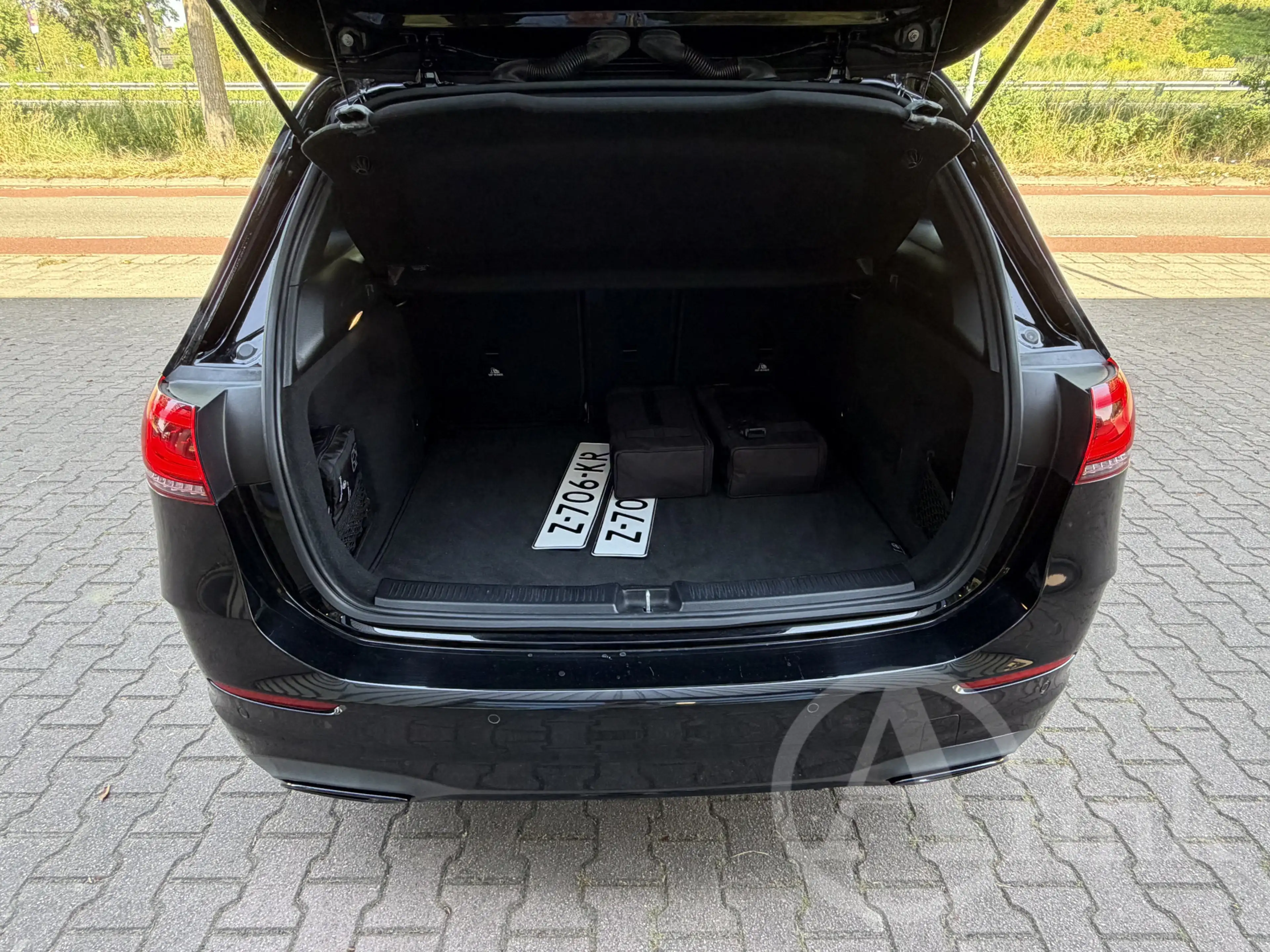 Mercedes-Benz B 250 e AMG Trekhaak, Parkeerpakket, Zitcomfortpakket — photo 15