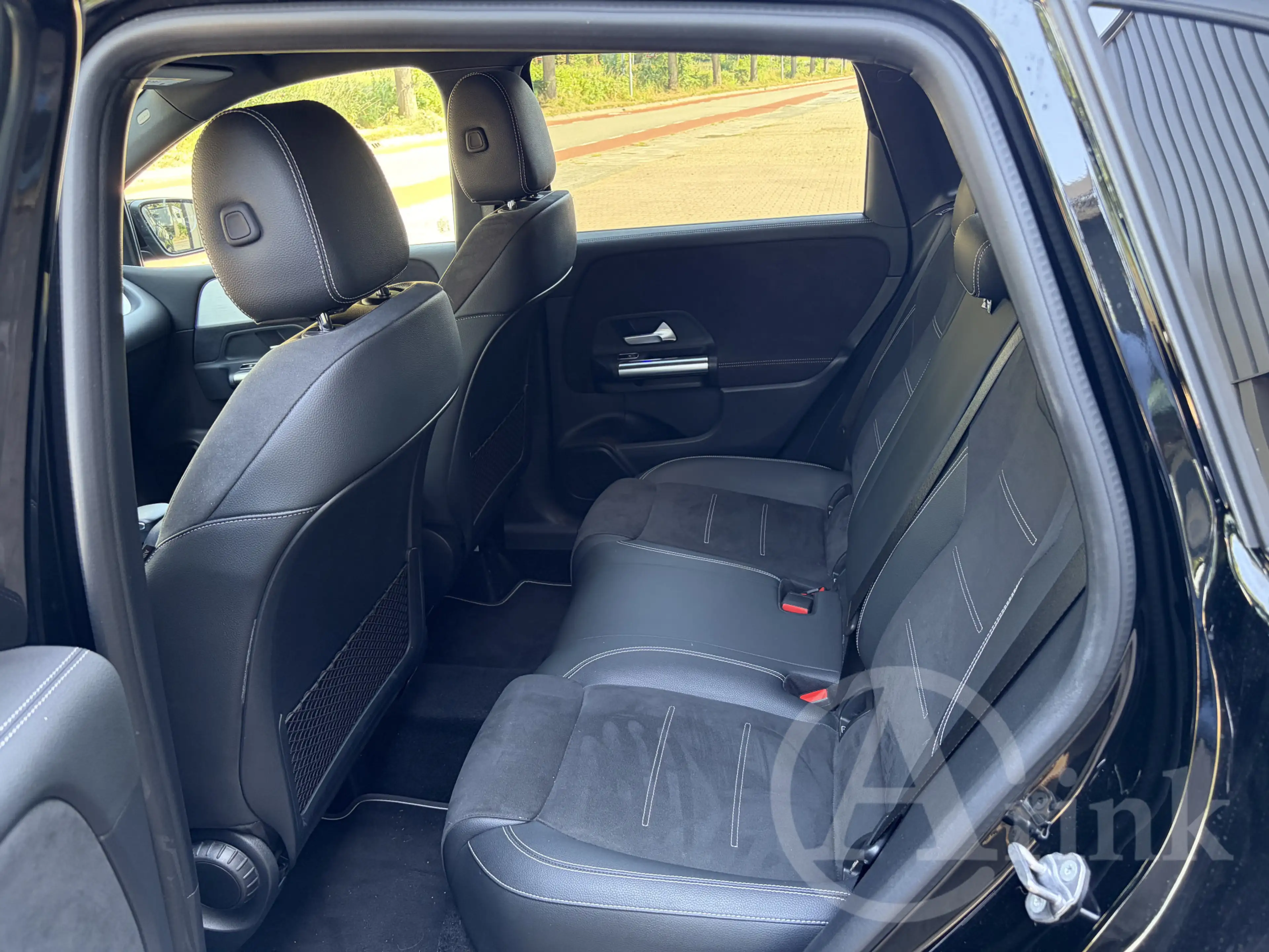 Mercedes-Benz B 250 e AMG Trekhaak, Parkeerpakket, Zitcomfortpakket — photo 12