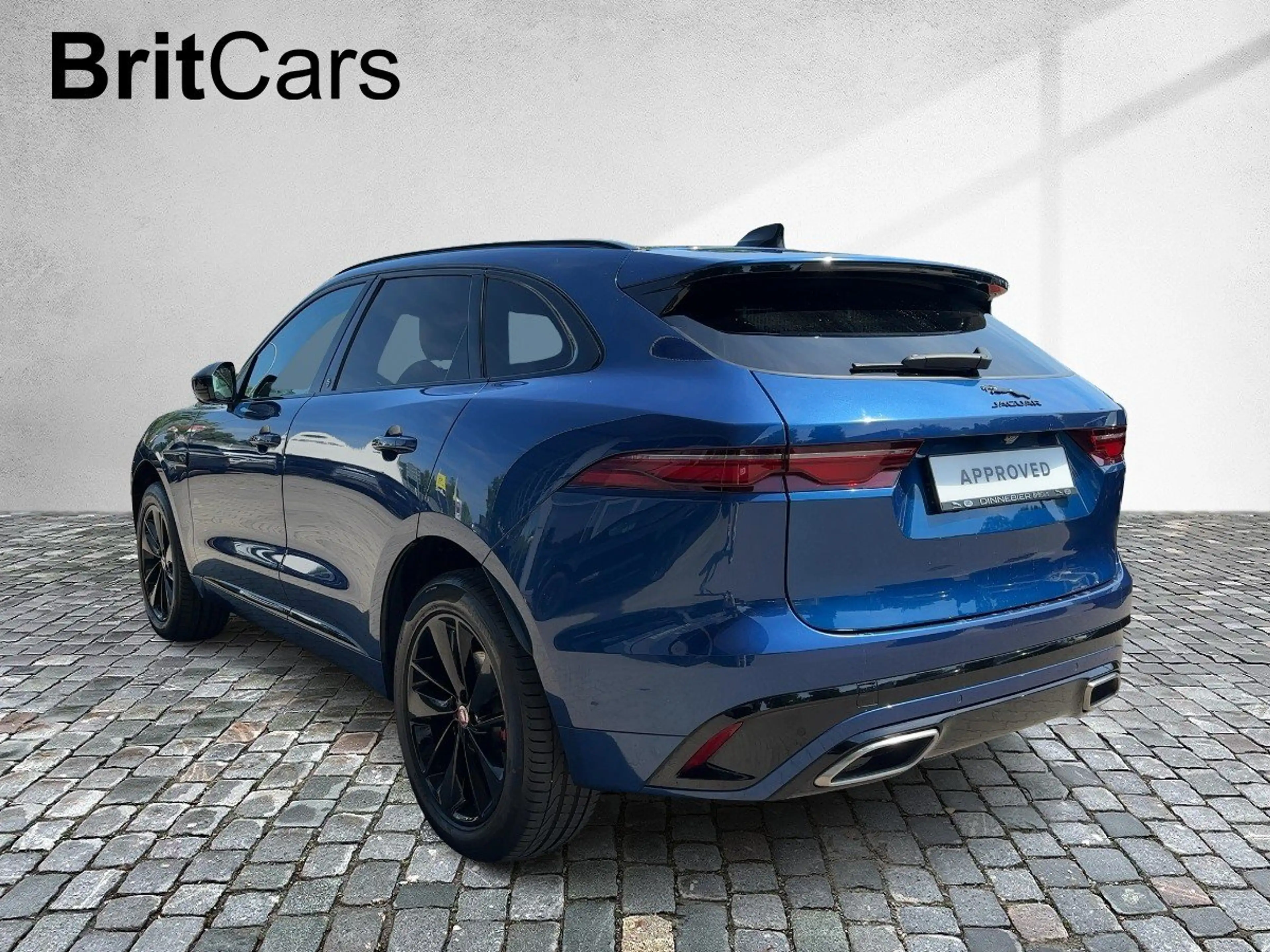 Jaguar F-Pace D300 AWD R-Dynamic Black. HK761/352XD ACC CAM DynL — photo 4