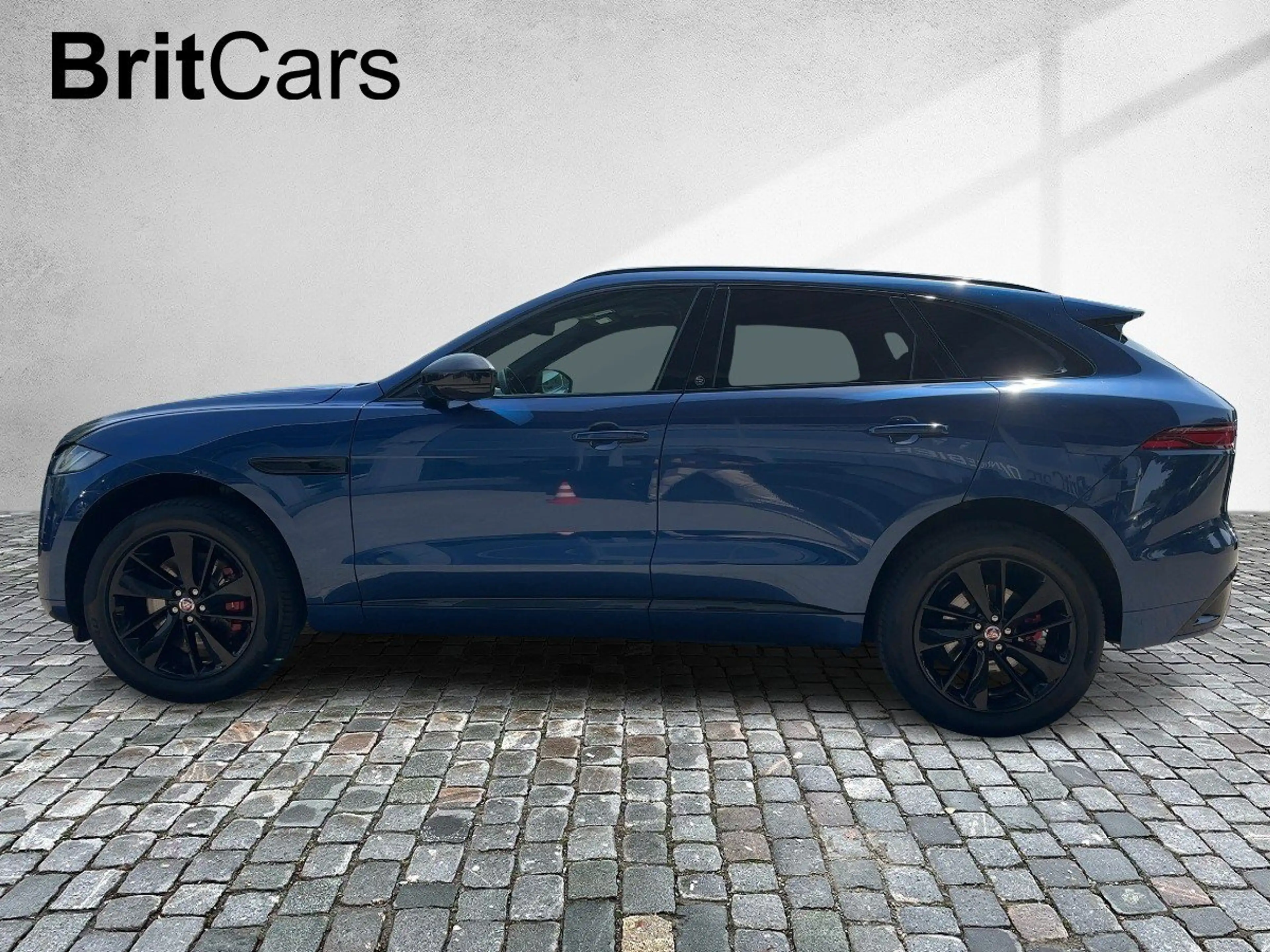 Jaguar F-Pace D300 AWD R-Dynamic Black. HK761/352XD ACC CAM DynL — photo 3