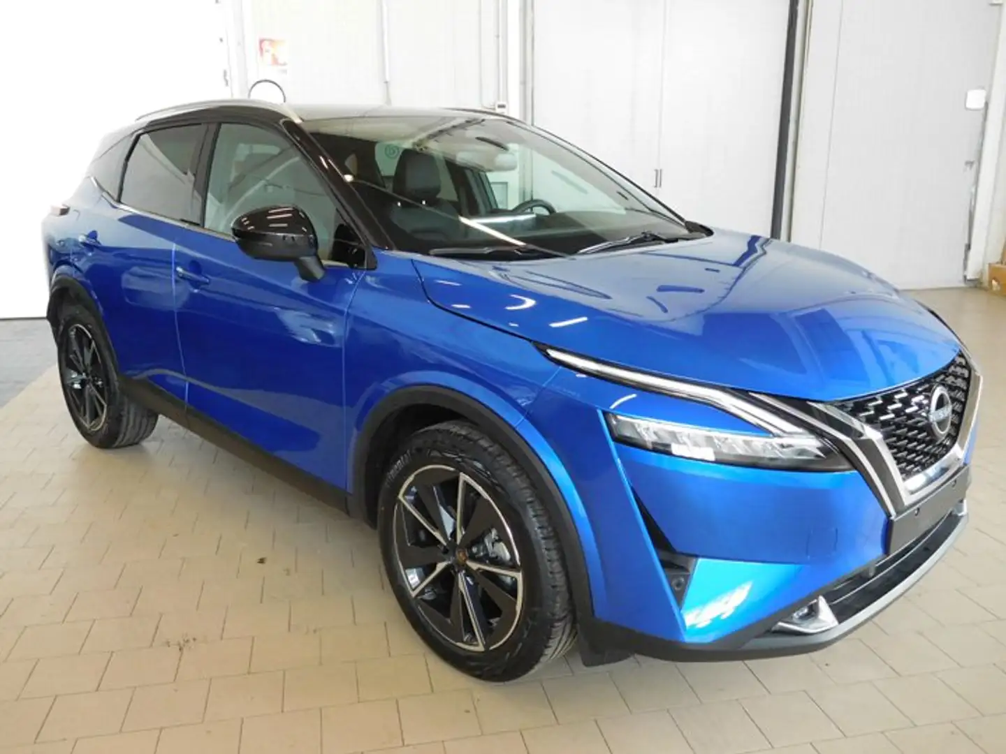 Nissan Qashqai MHEV 140 CV Tekna Blu/Azzurro - 2