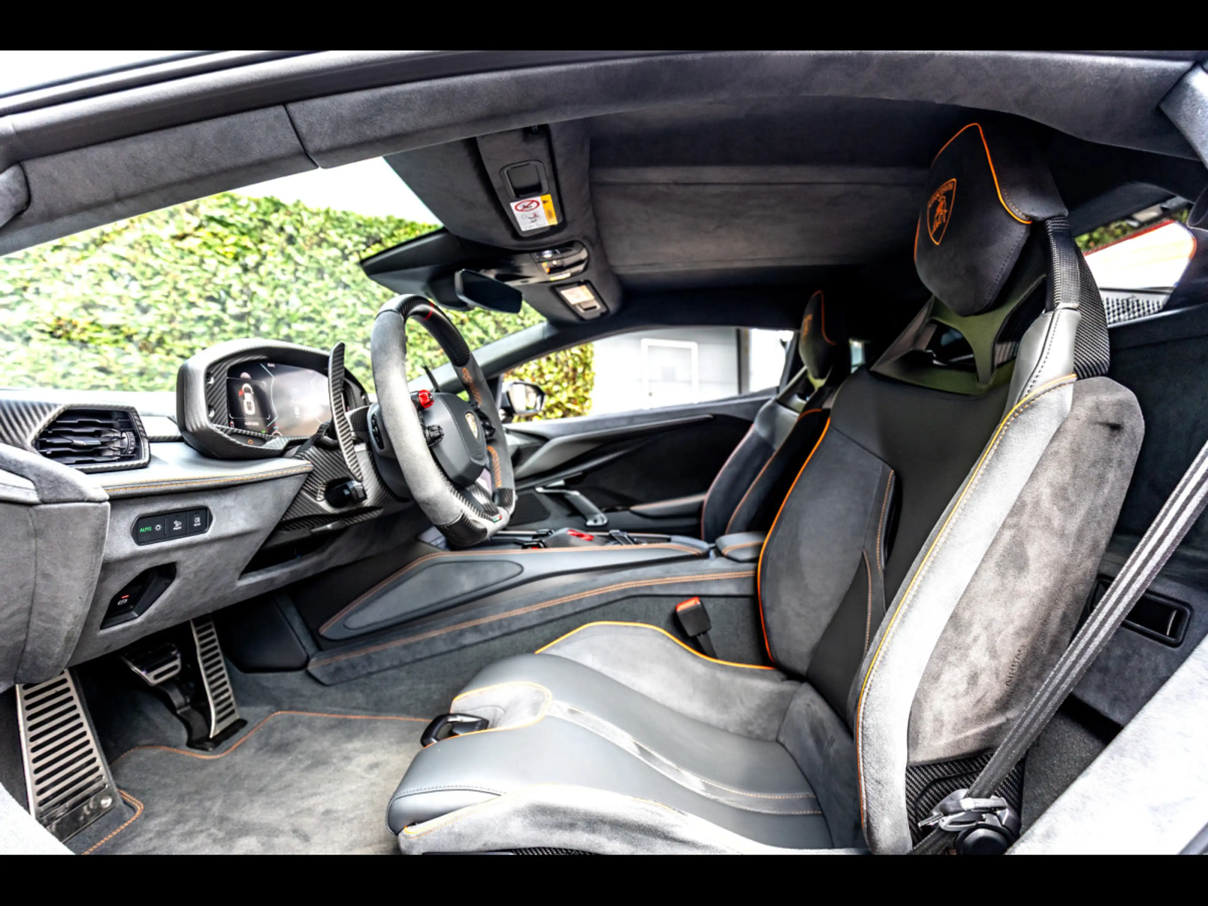Lamborghini Revuelto 6.5 V12 HPEV°GRIGIO TELESTO°PPF°CARBON°SONUS°LIFT — photo 11