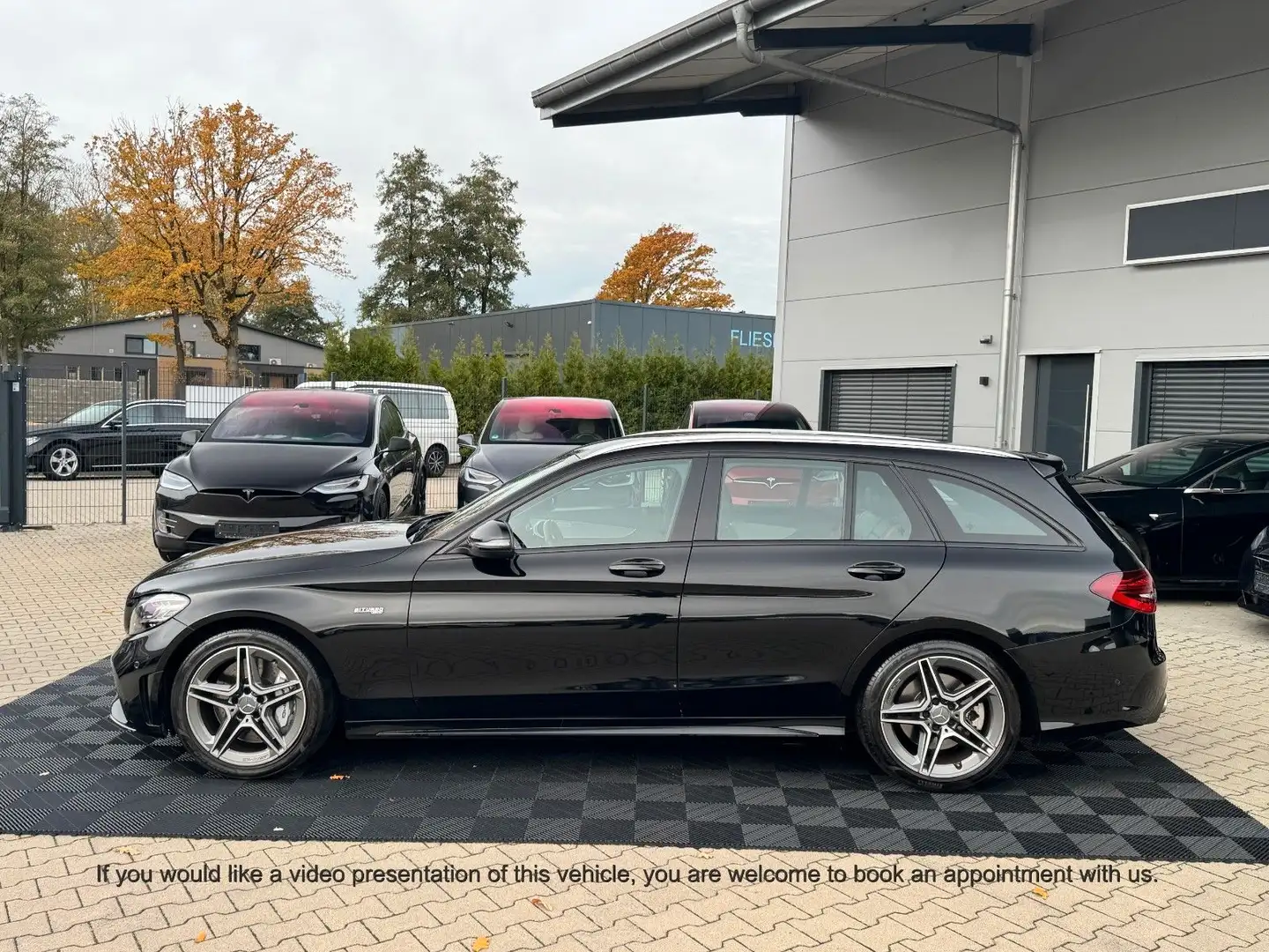 Mercedes-Benz C 43 AMG 4MATIC T | Schwarz - 2