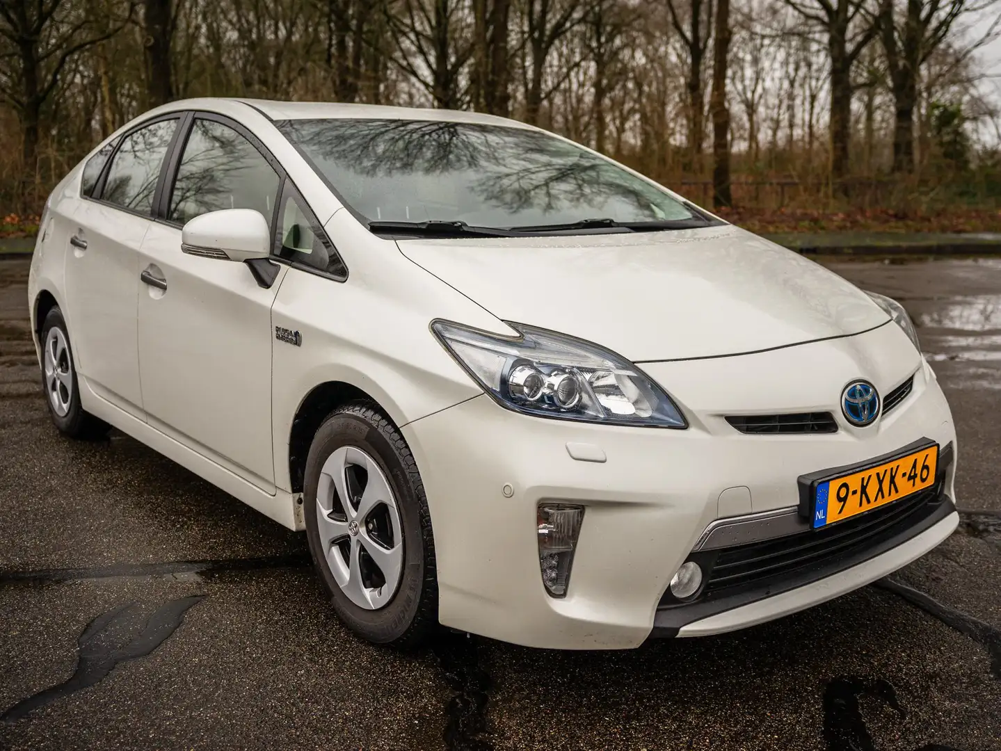 Toyota Prius 1.8 Plug-in Executive Business Wit - 1
