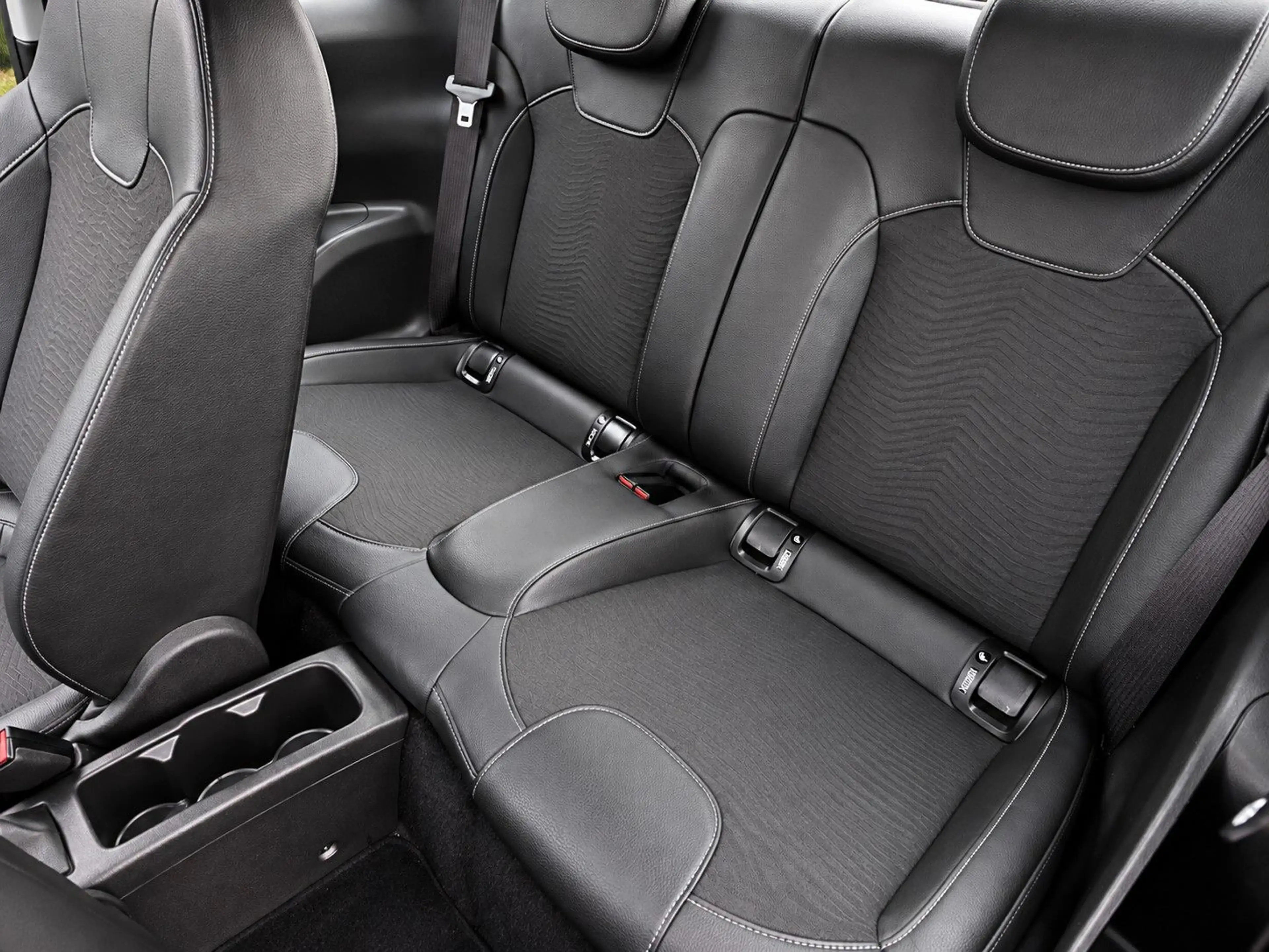 Opel Adam Open Air ecoFlex 90PS TÜV NEU Panorama-Dach — photo 13