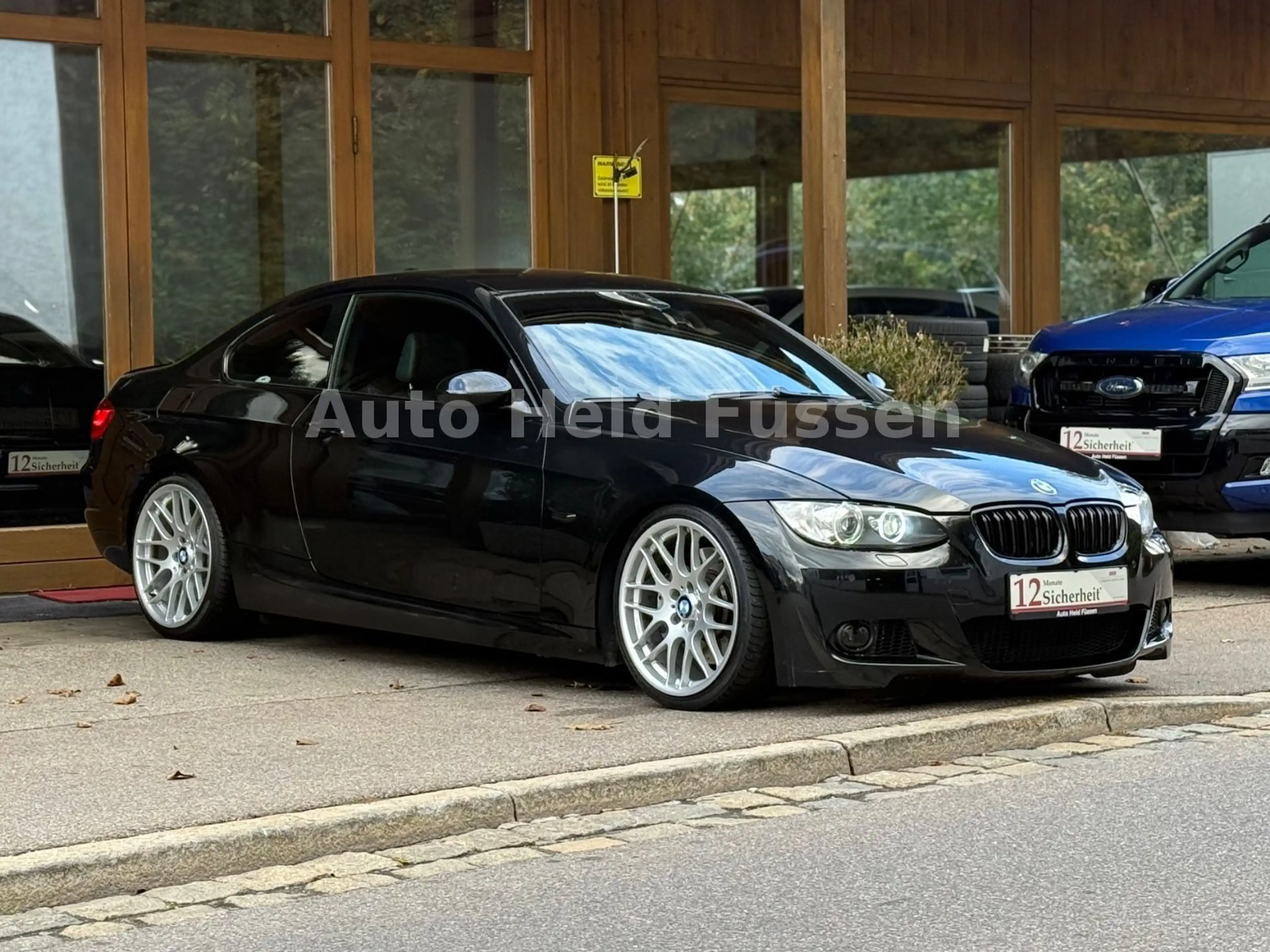 BMW 335 i Coupe M-Paket Aut Navi Leder Temp Shz — photo 4